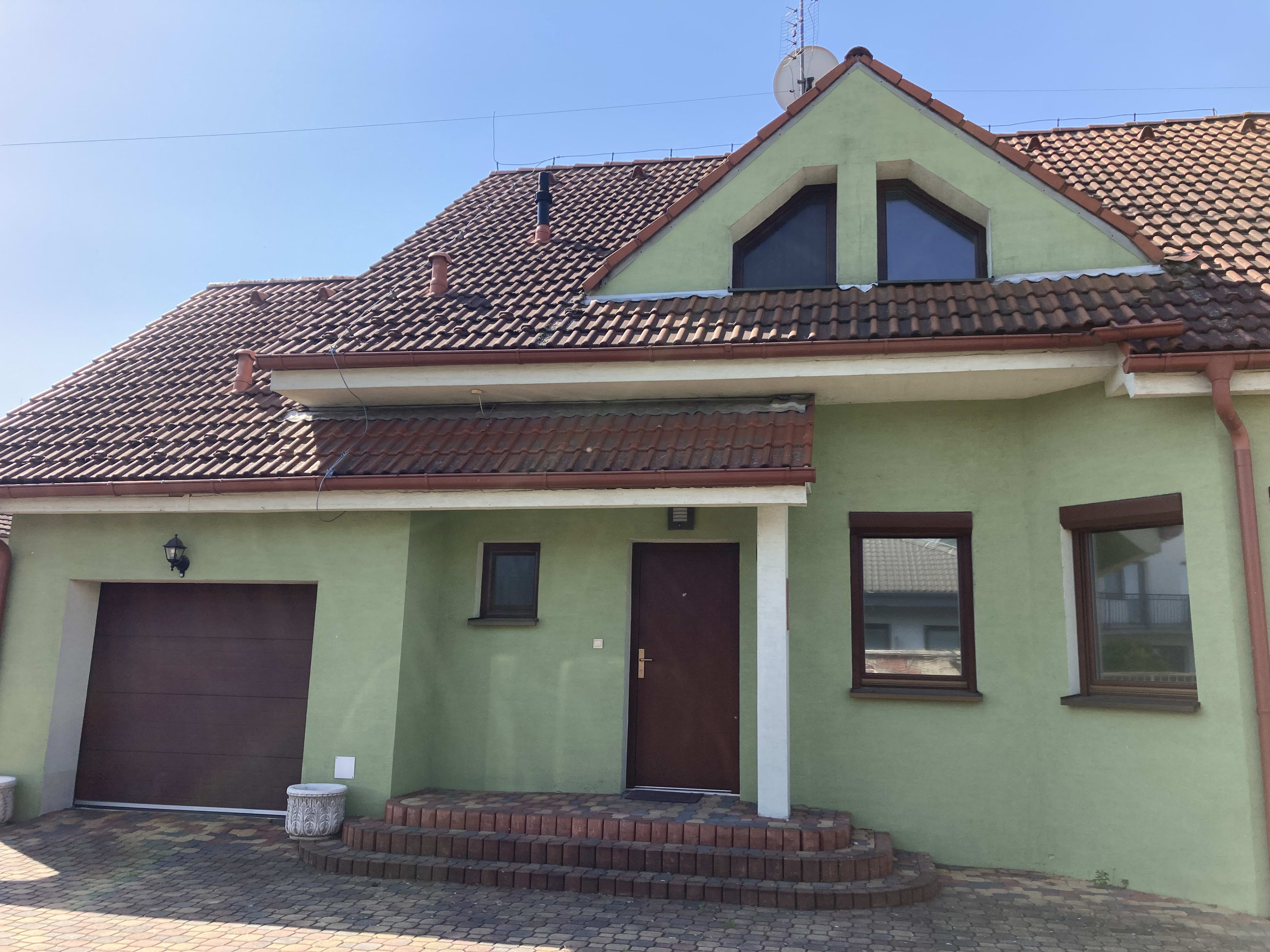 Prenajmem slnečný dom v lokalite Trenčín