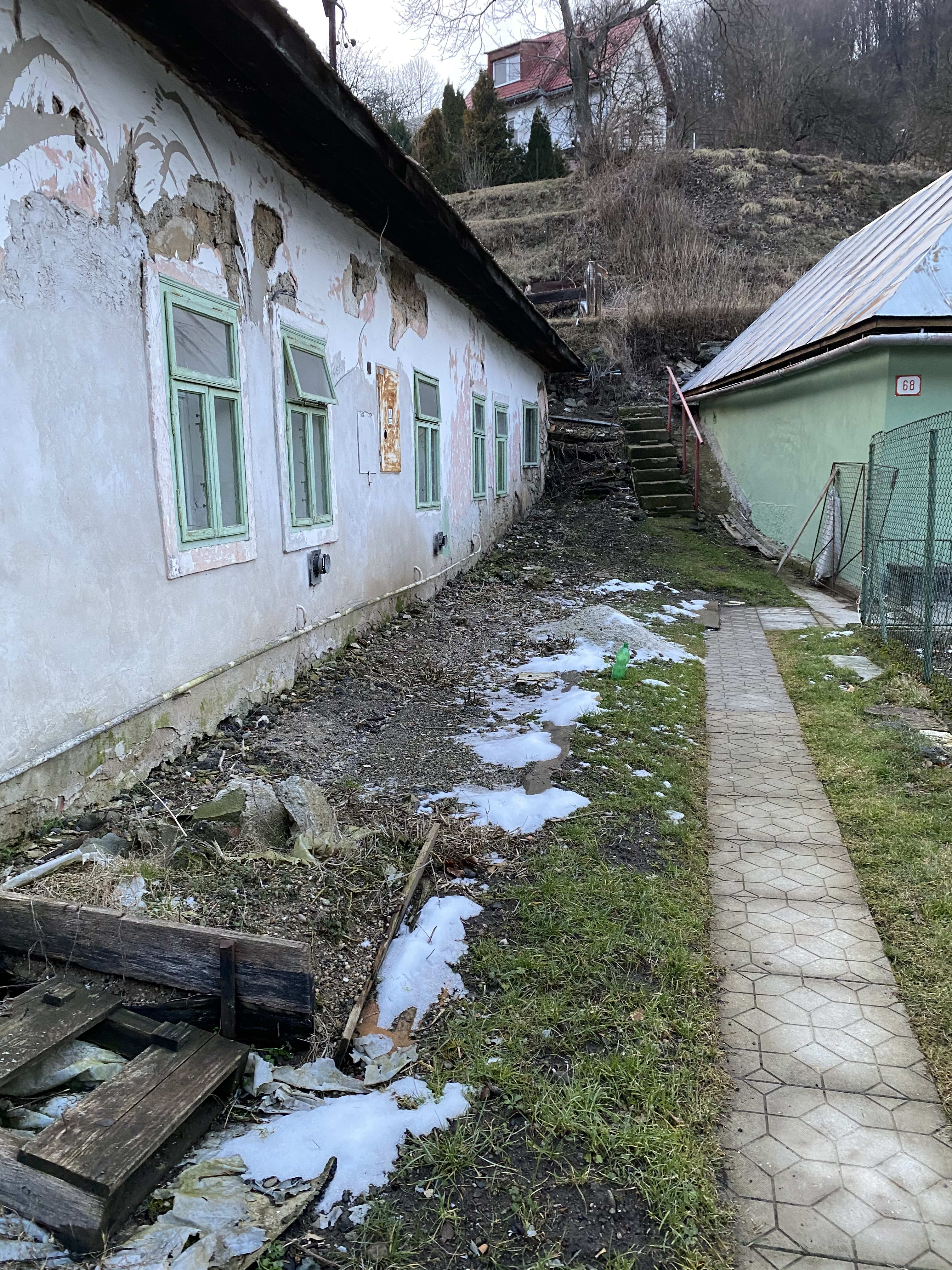 Predám na prerabku dom v lokalite Banská Štiavnica