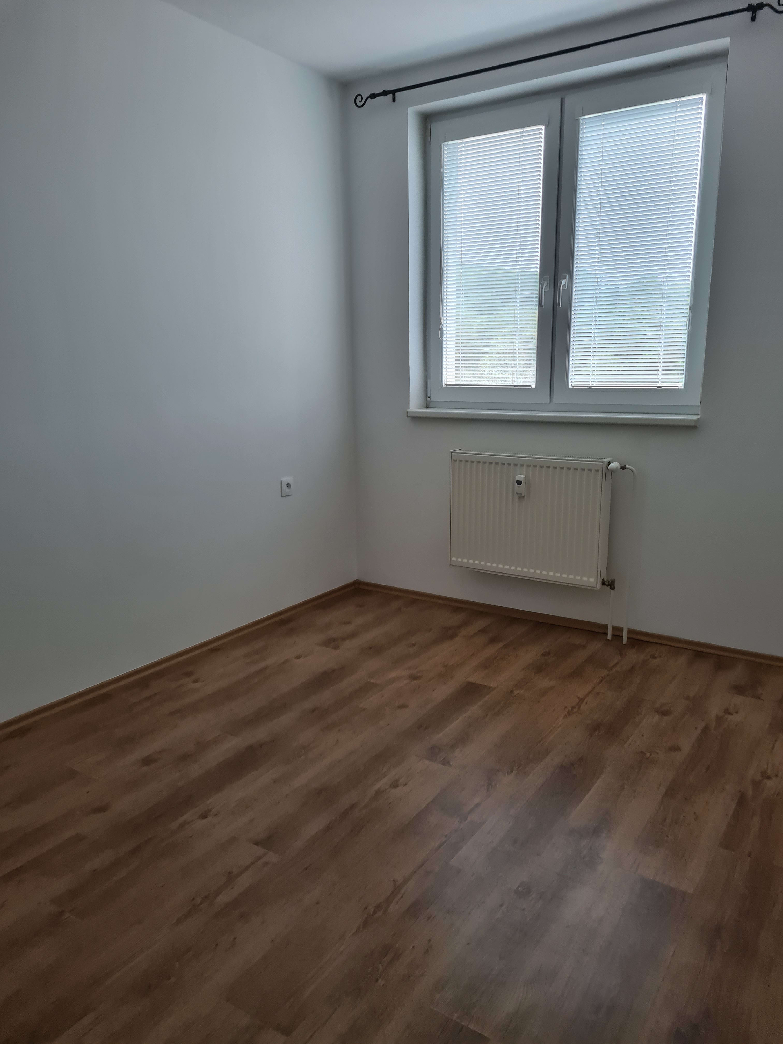 Prenajmem 2 IZBOVÝ BYT 57 m² NÁJOM byt v lokalite Trenčín