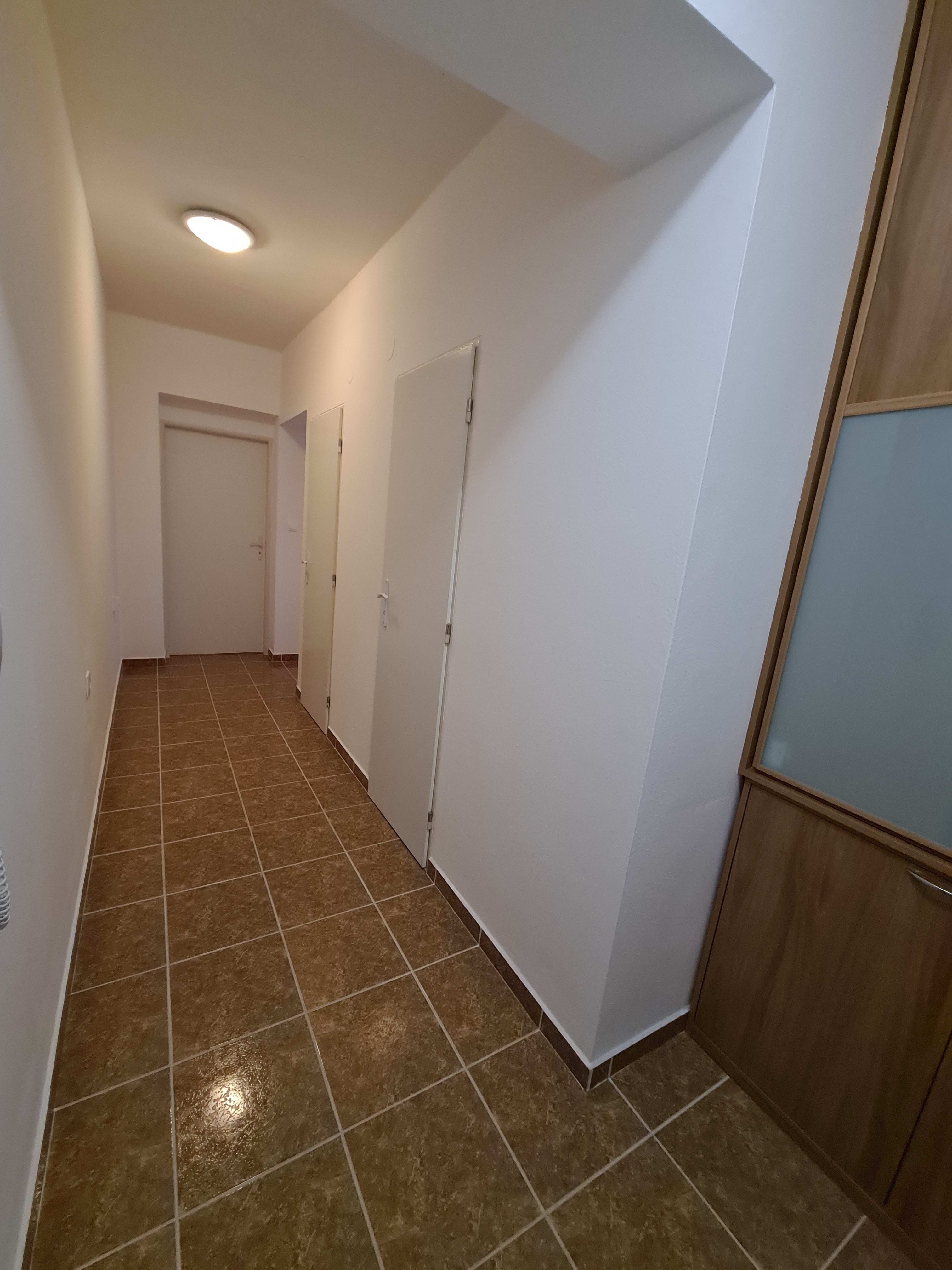Prenajmem 2 IZBOVÝ BYT 57 m² NÁJOM byt v lokalite Trenčín