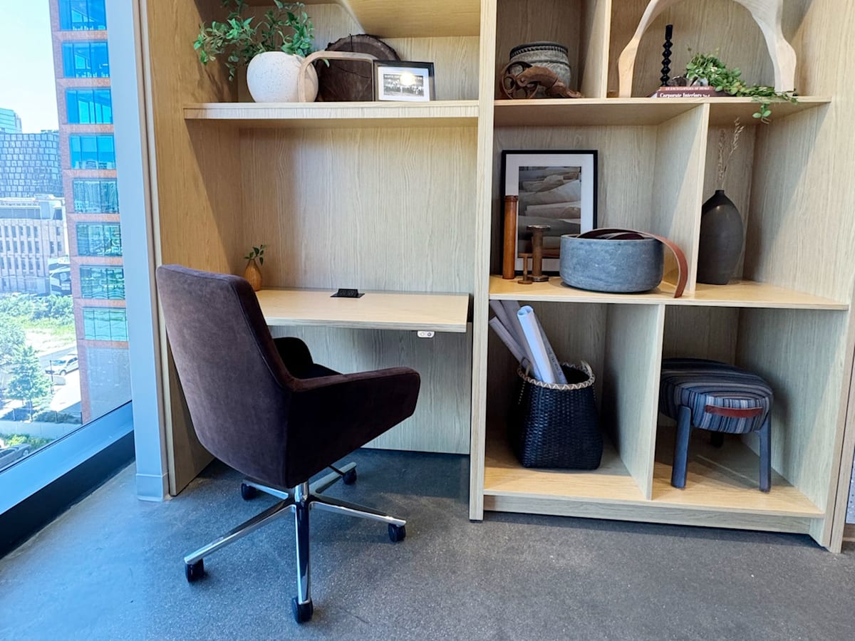 JSI_Chicago_Showroom_HospitalityHub_02