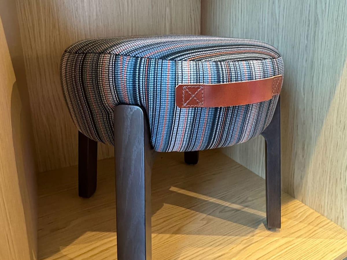 JSI_Chicago_Showroom_HospitalityHub_03b