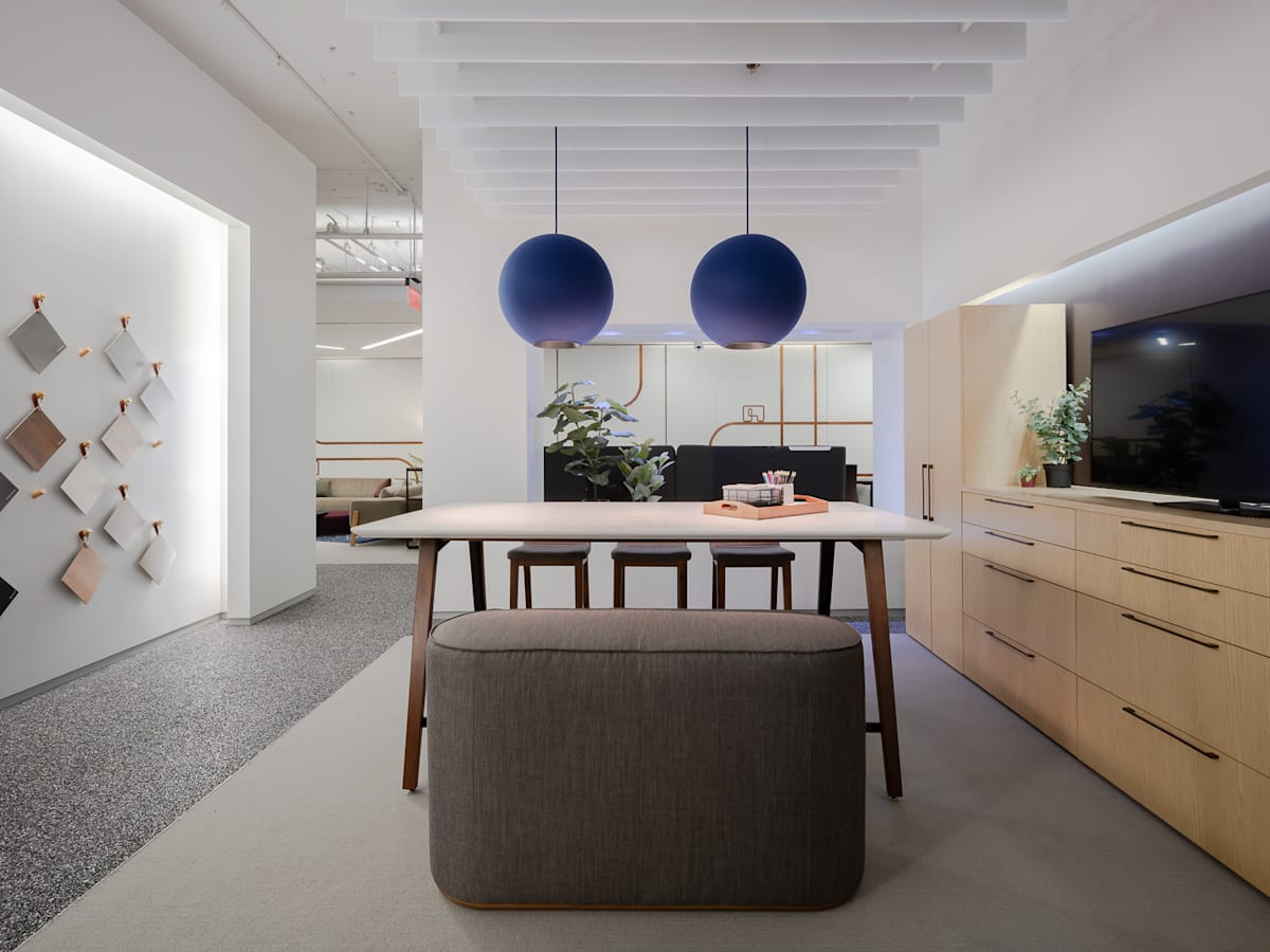 jsi_dcshowroom_00007