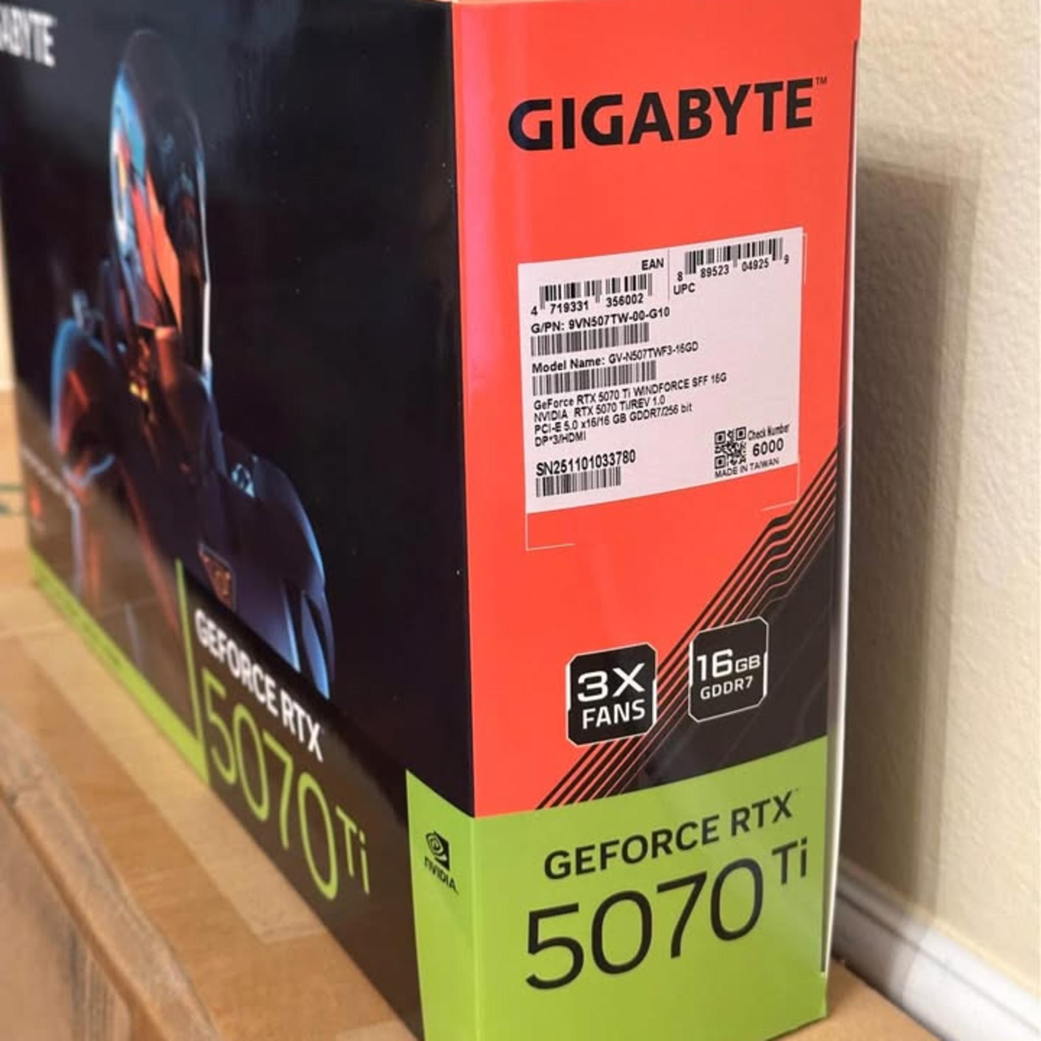 GIGABYTE - 【新品未開封】 RTX 5070 Ti WINDFORCE おまけ付き GeForce RTX™ 5070 Ti WINDFORCE OC SFF 16G Key Features