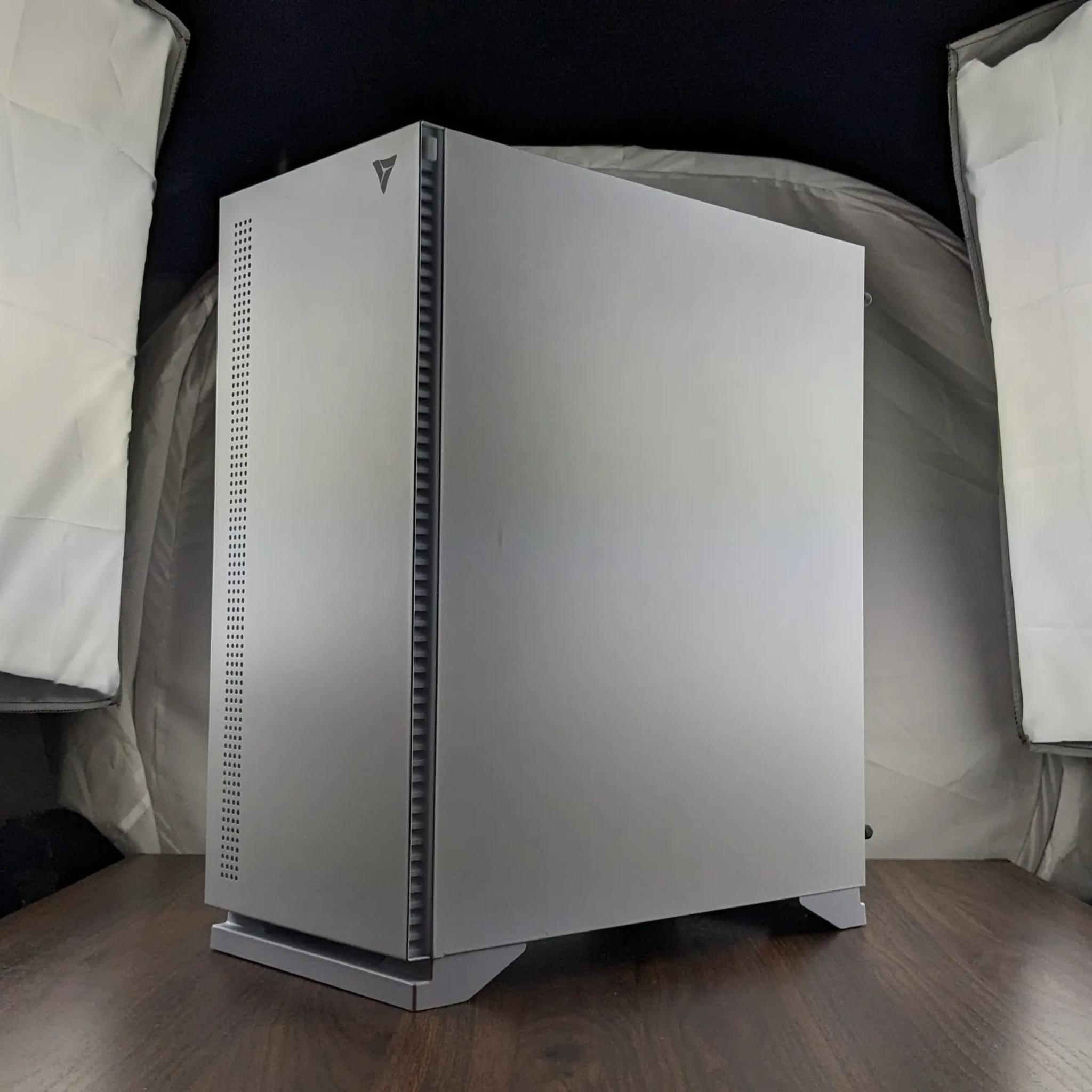 CPU AMD Ryzen 5 5600X & RTX 2060 Super RTX 2060 Super, Ryzen 5 5600X, 2x8GB 3000mz 512GB NVMe All
