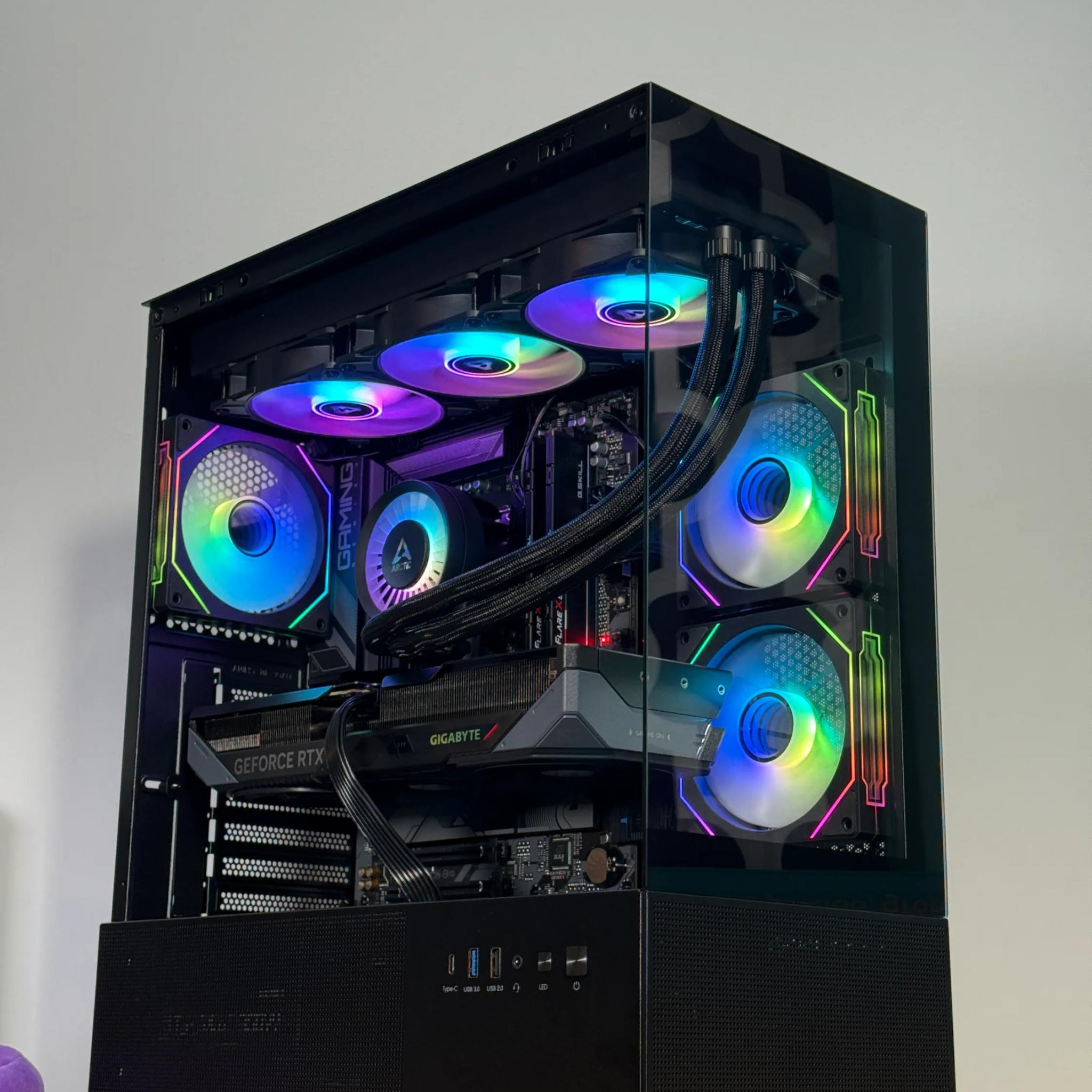 Ryzen 7 7800x3d RTX 5070 Gaming PC | Jawa