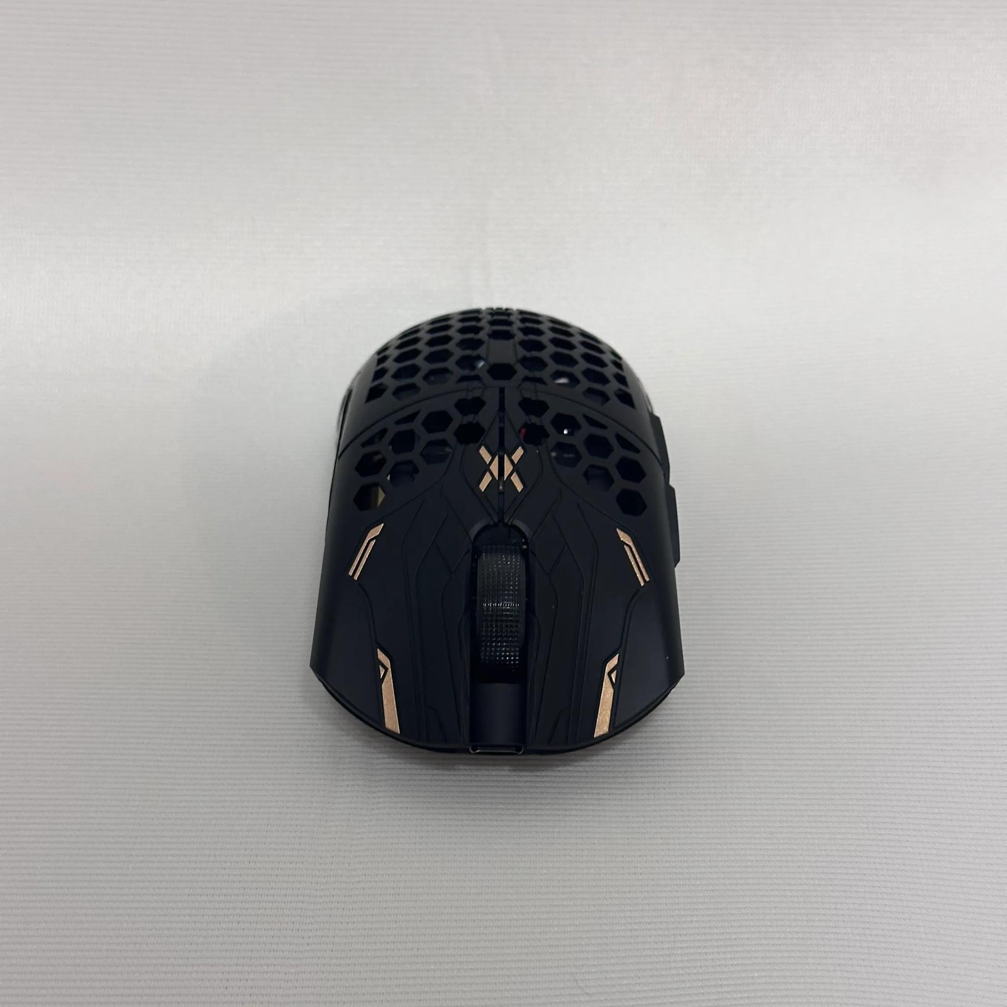 Finalmouse UltralightX Guardian Lサイズ Finalmouse UltralightX Guardian Wireless Mouse 126 x 59mm