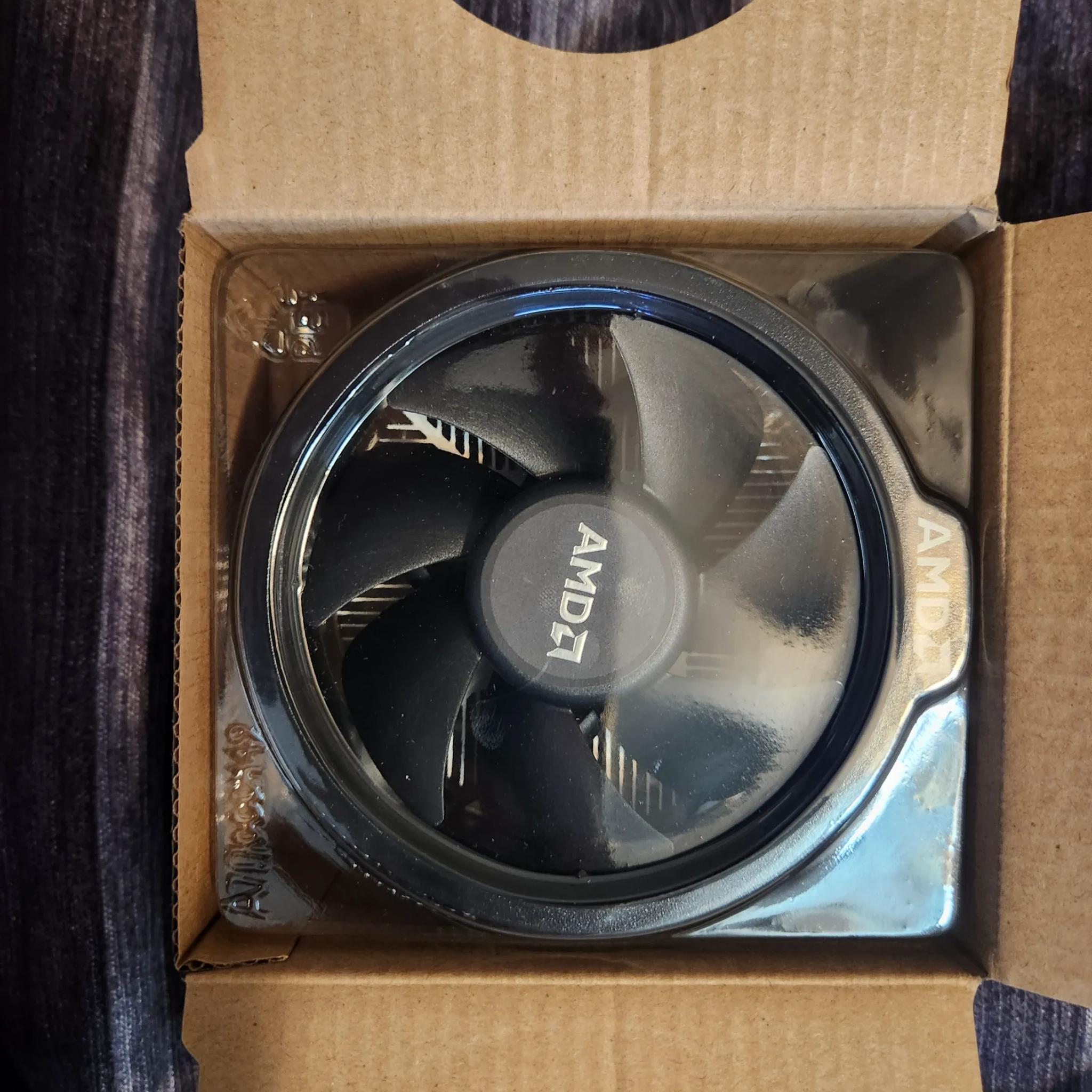グラフィックボード・グラボ・ビデオカード AMD Ryzen 5 5500 Wraith Stealth Cooler Amazon.com: AMD Ryzen 5 5500 6-Core, 12-Thread Unlocked