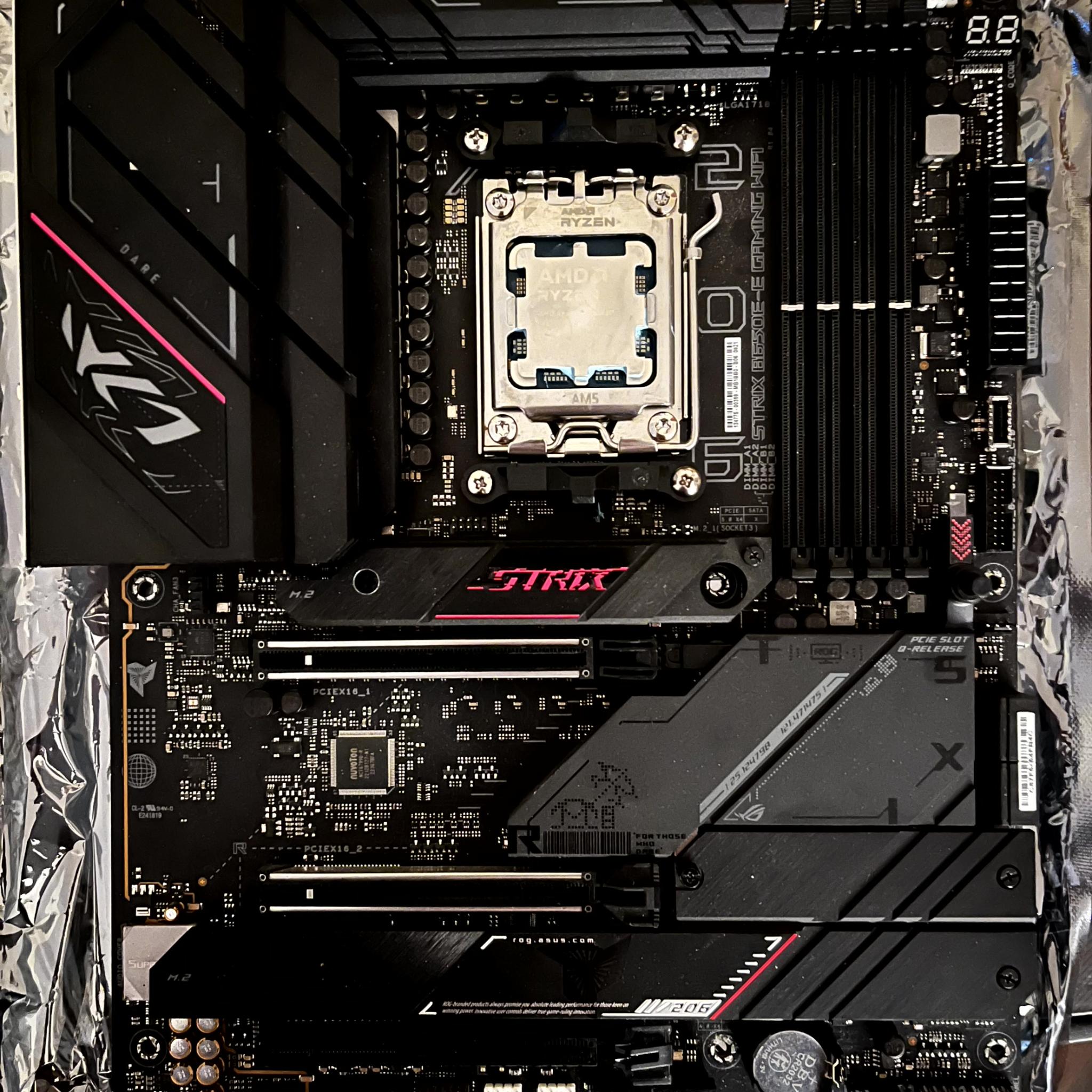 AMD Ryzen 7 9800X3D BOX b650E wifi セット AMD Ryzen 7 9800X3D, ASUS B650E-E TUF Gaming WiFi AM5, G