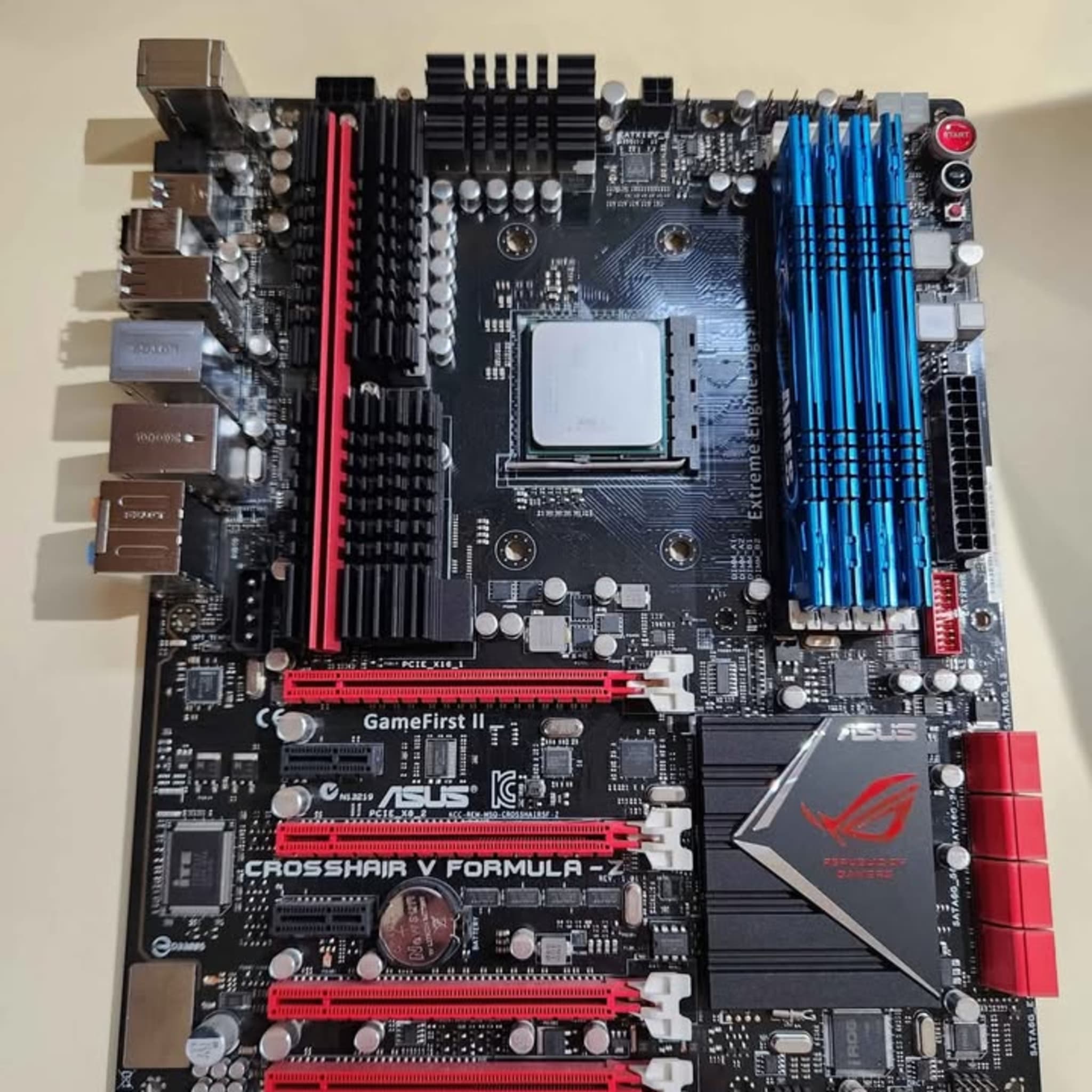 ASUS CROSSHAIR V FORMULA-Z FX8350付き Asus Crosshair V