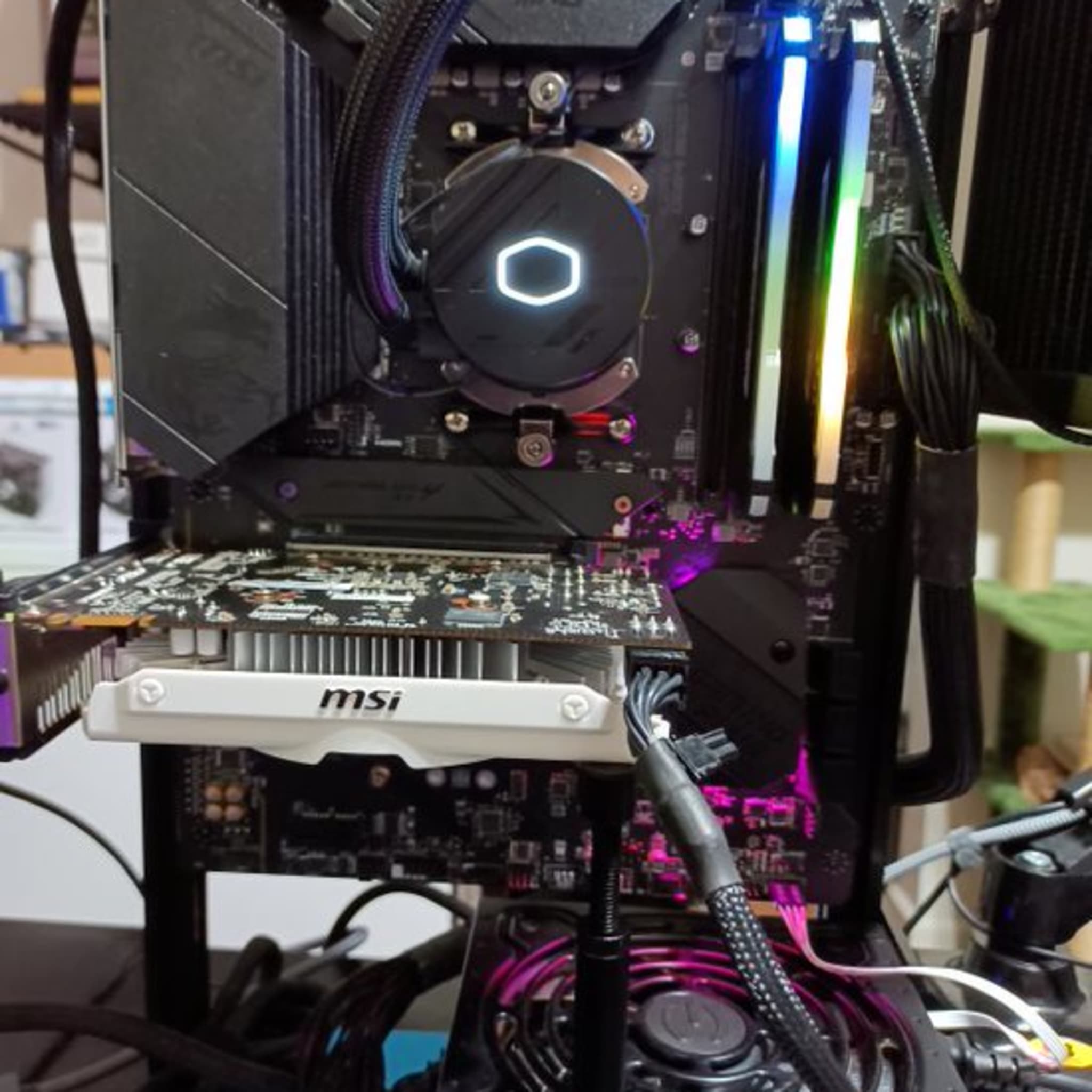 CPU Ryzen7 5700X3D B550GAMING PLUS DDR4 32GB Amazon.com: MSI MPG B550 GAMING PLUS Gaming Motherboard (AMD