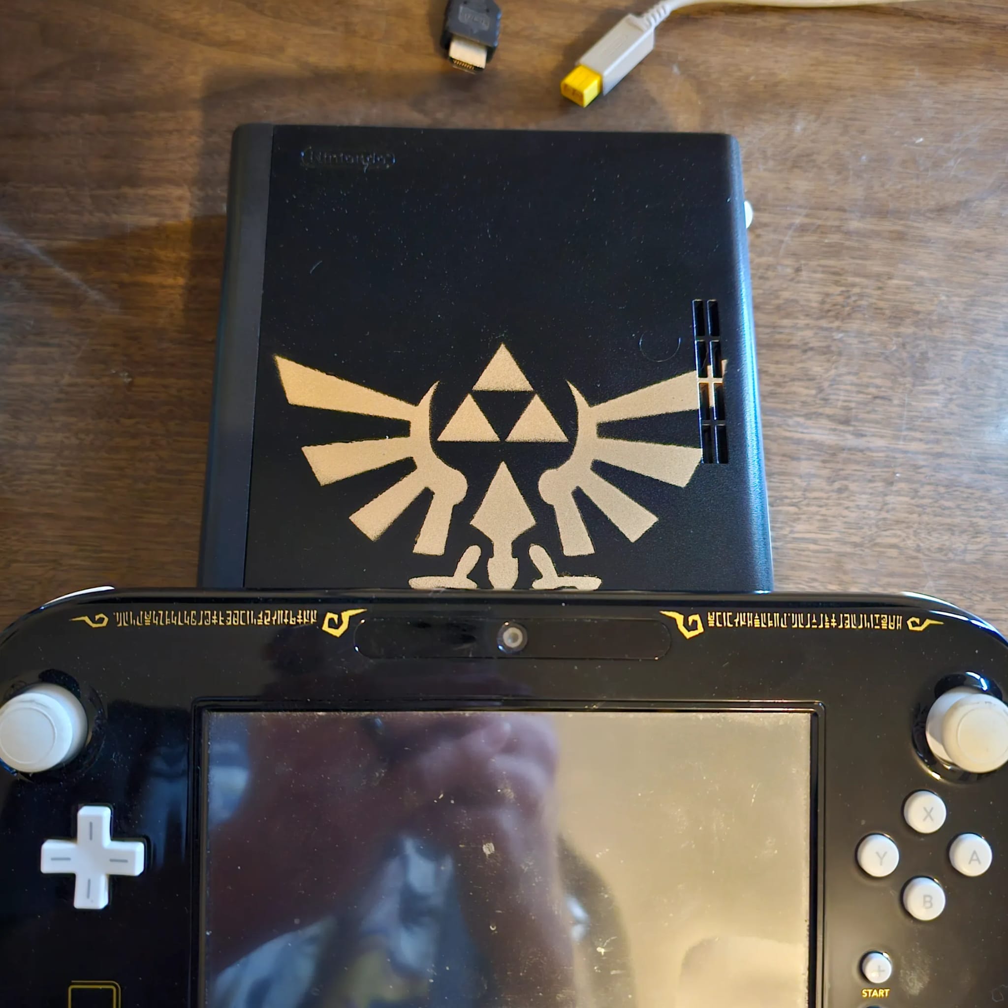 Custom Zelda Gold Crest Wii U 256GB NAND | Jawa