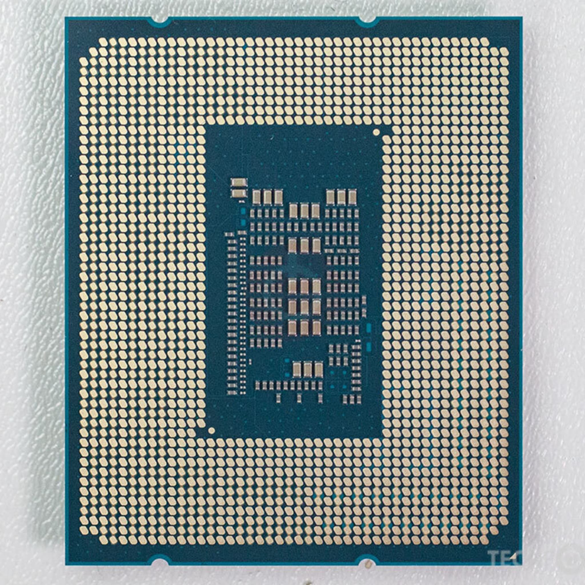 CPU Intel Core i3-12100F LGA1700 CPU s-l1200.png