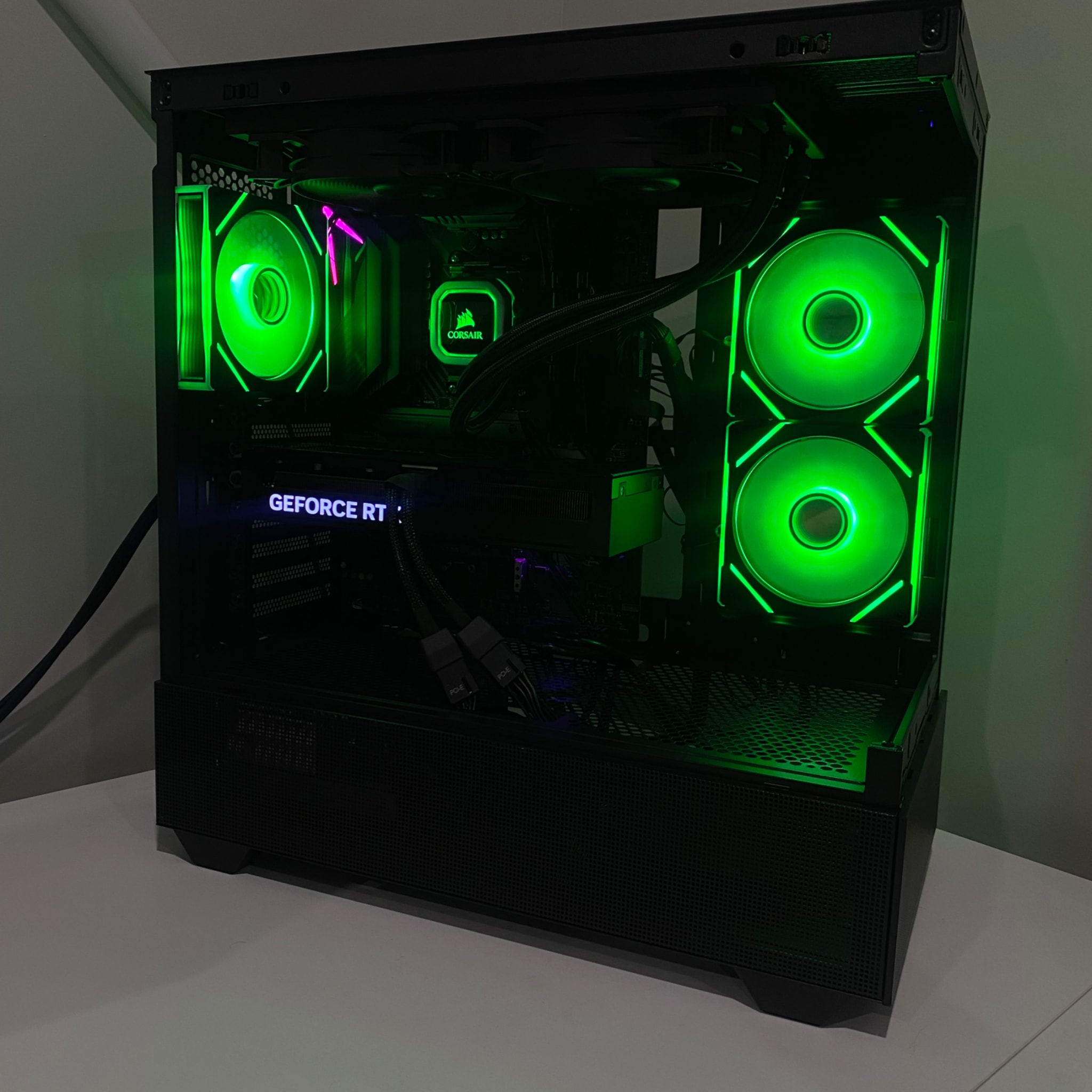 PCケース(自作PC用) Ryzen 9 9900X PNY 4070ti super PCケース(自作PC用) Ryzen 9 9900X PNY 4070ti super Custom PC