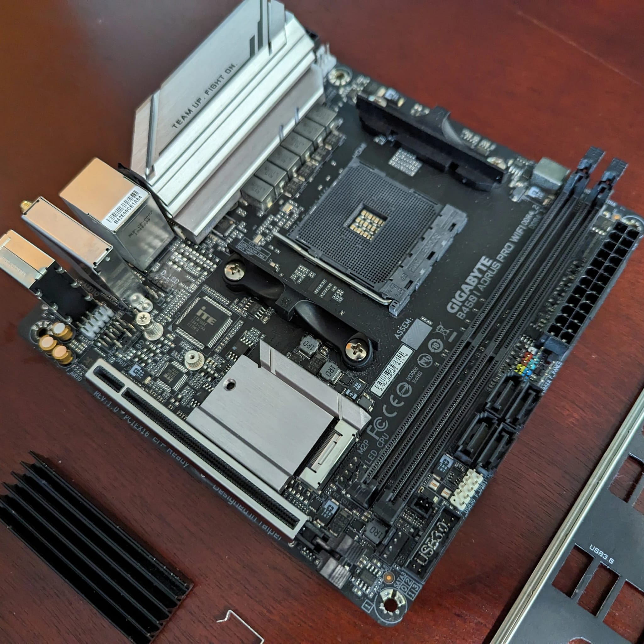 B450 I AORUS PRO WIFI Mini-Itx おまけ　ジャンク Gigabyte B450 I AORUS PRO WIFI AM4 Mini-ITX B450 I AORUS PRO
