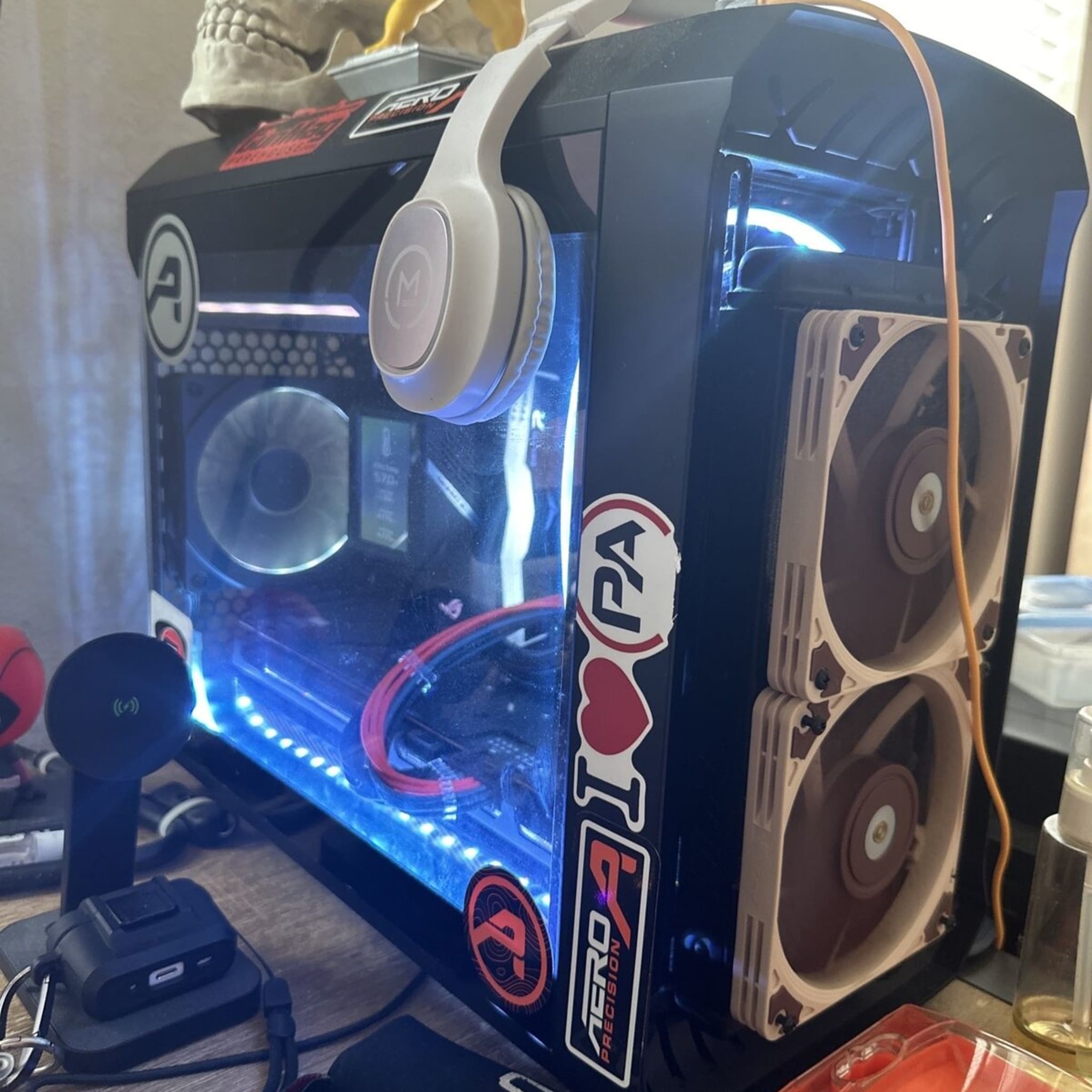 PCケース(自作PC用) Torrent Nano RGB Black TG Light Tint Torrent Nano — Fractal Design