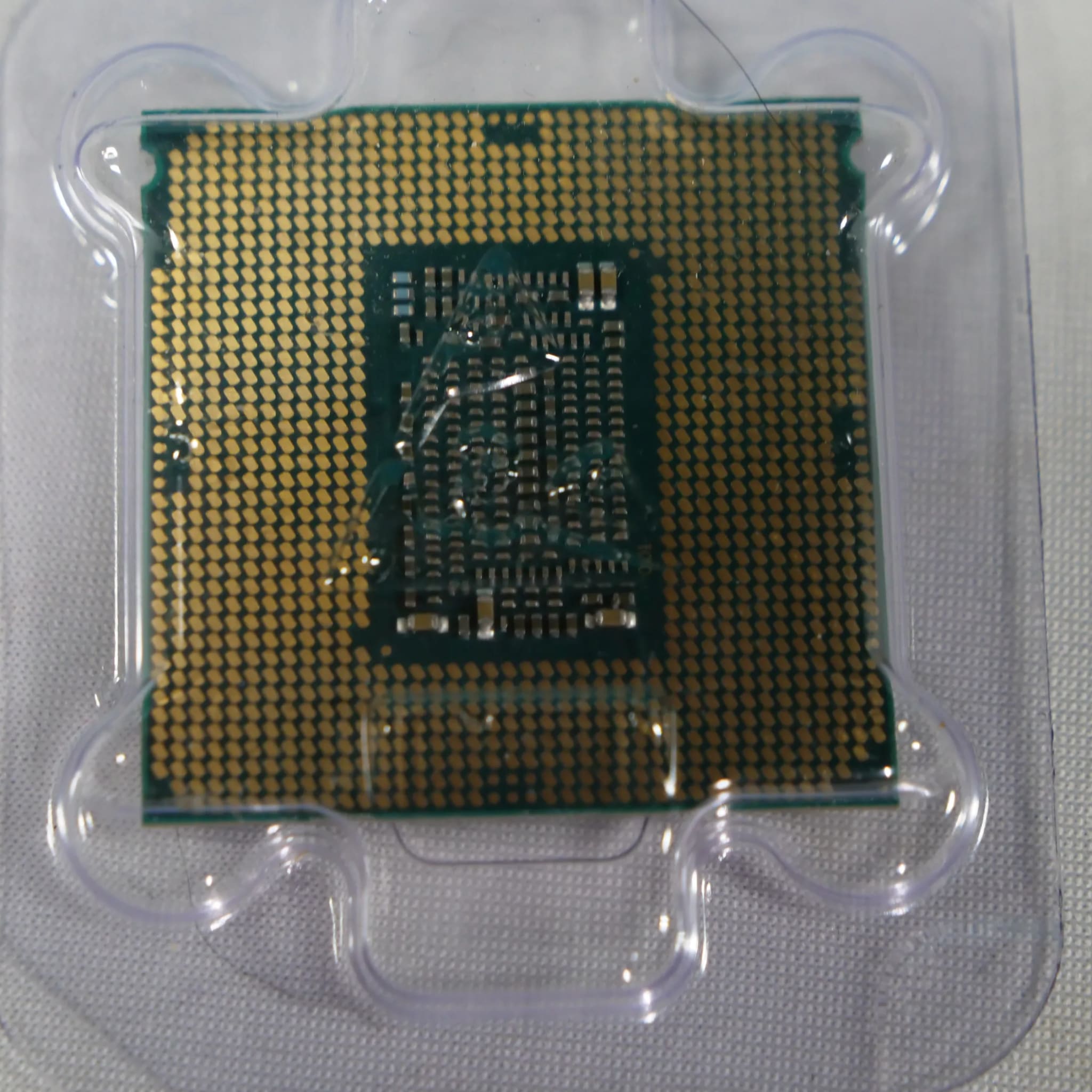 CPU Intel i7 i7-8700 3個セット Amazon.com: Intel CM8068403358316 Core i7-8700 Hexa-core (6