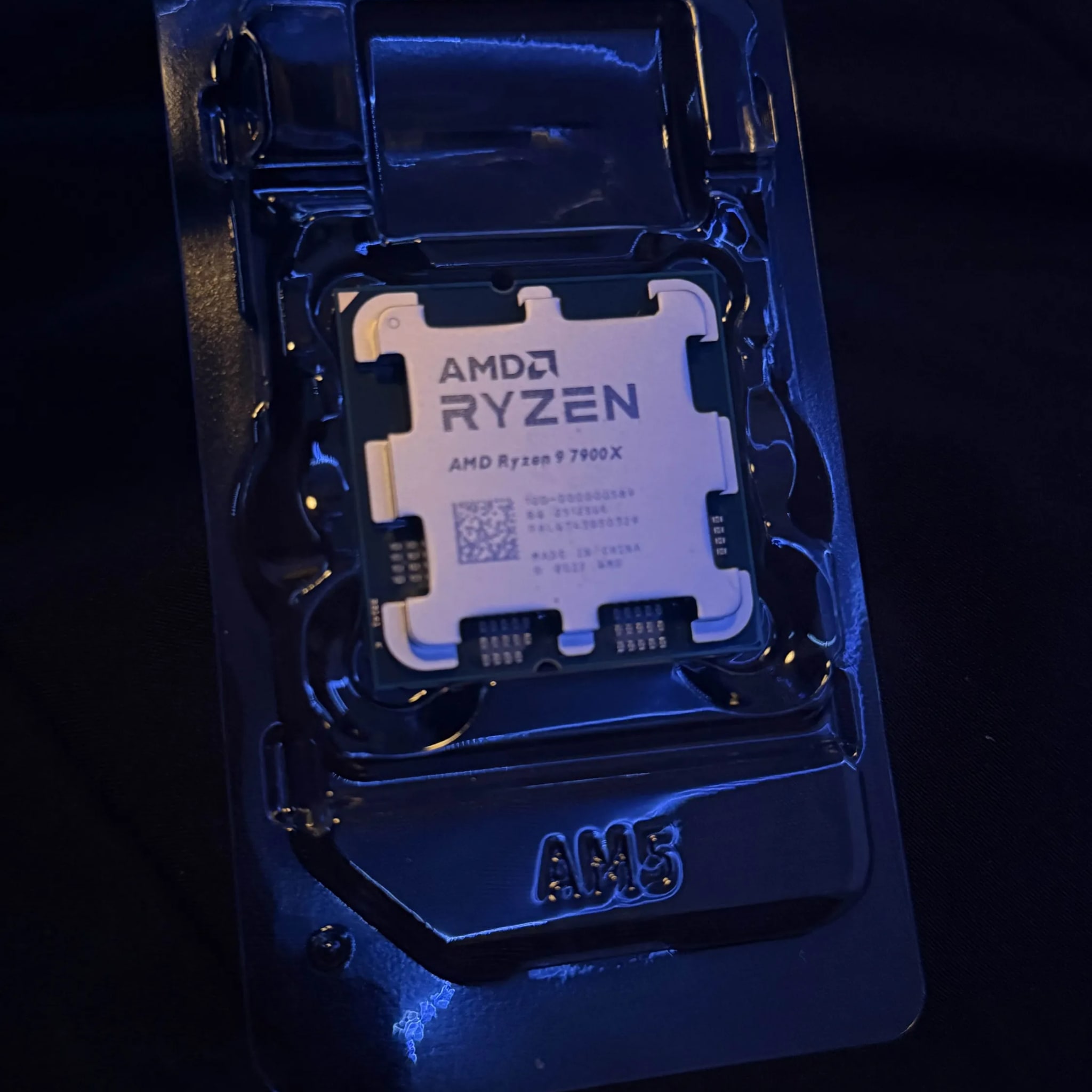 【中古品】AMD Ryzen 9 7900X AMD Ryzen 9 7900x Processor (5.6 GHz, 12 Cores, LGA 1718