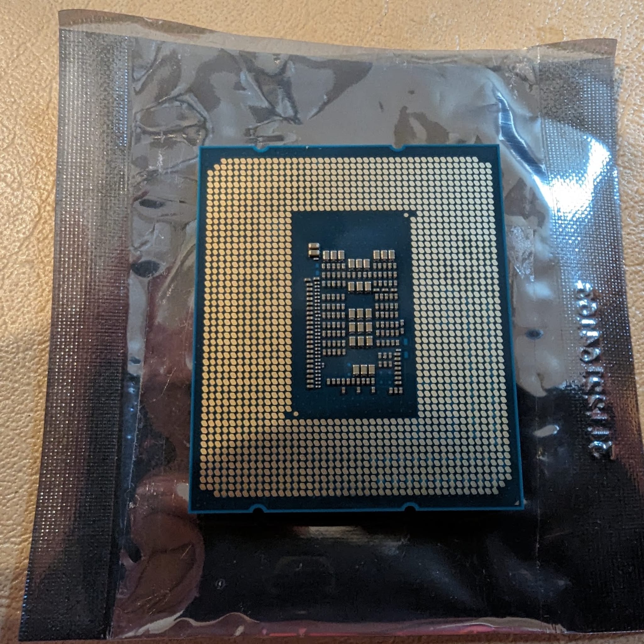 1*！様 Intel Core i5-12500 CPU Intel Core i5-12500 3.0GHz Socket-1700 OEM Desktop CPU SRL5V