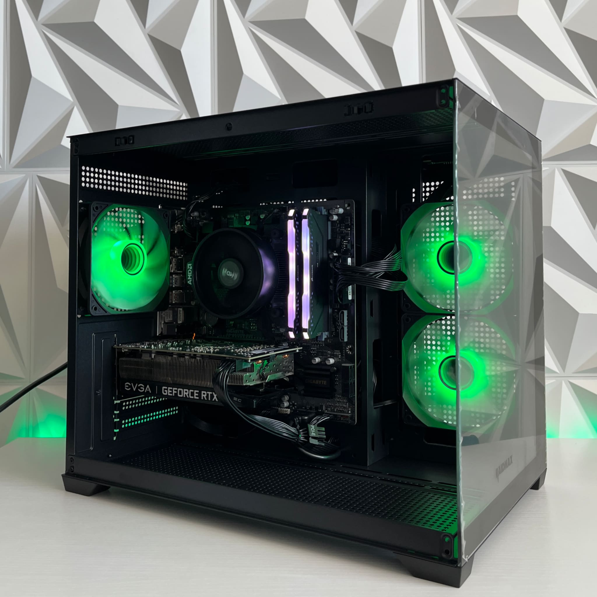 RTX 2060 6GB, Ryzen 7 2700, 16GB RAM | Black RGB Gaming