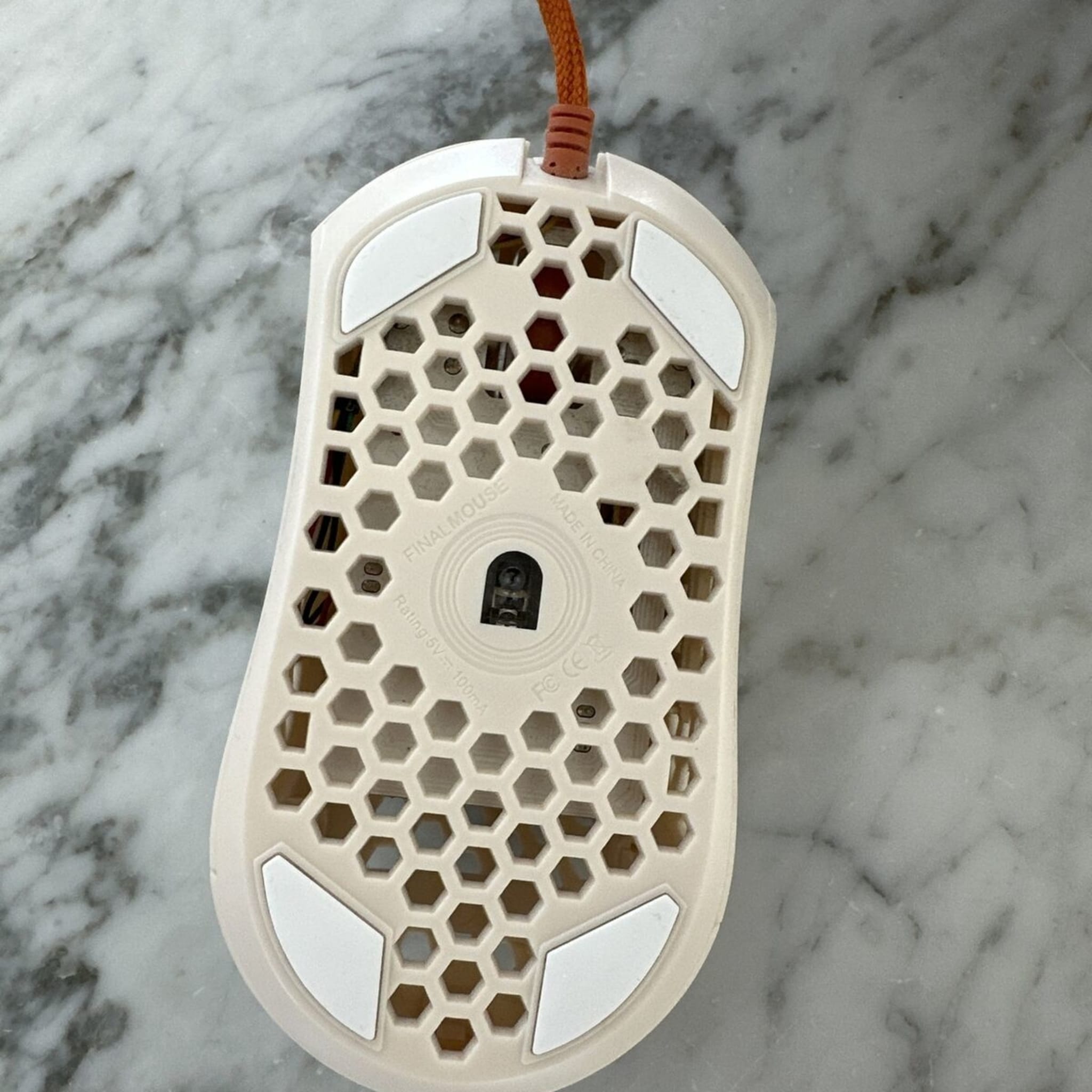 送込 Finalmouse Ultralight 2 CAPE TOW ② Finalmouse Ultralight 2 - Cape Town Review - RTINGS.com