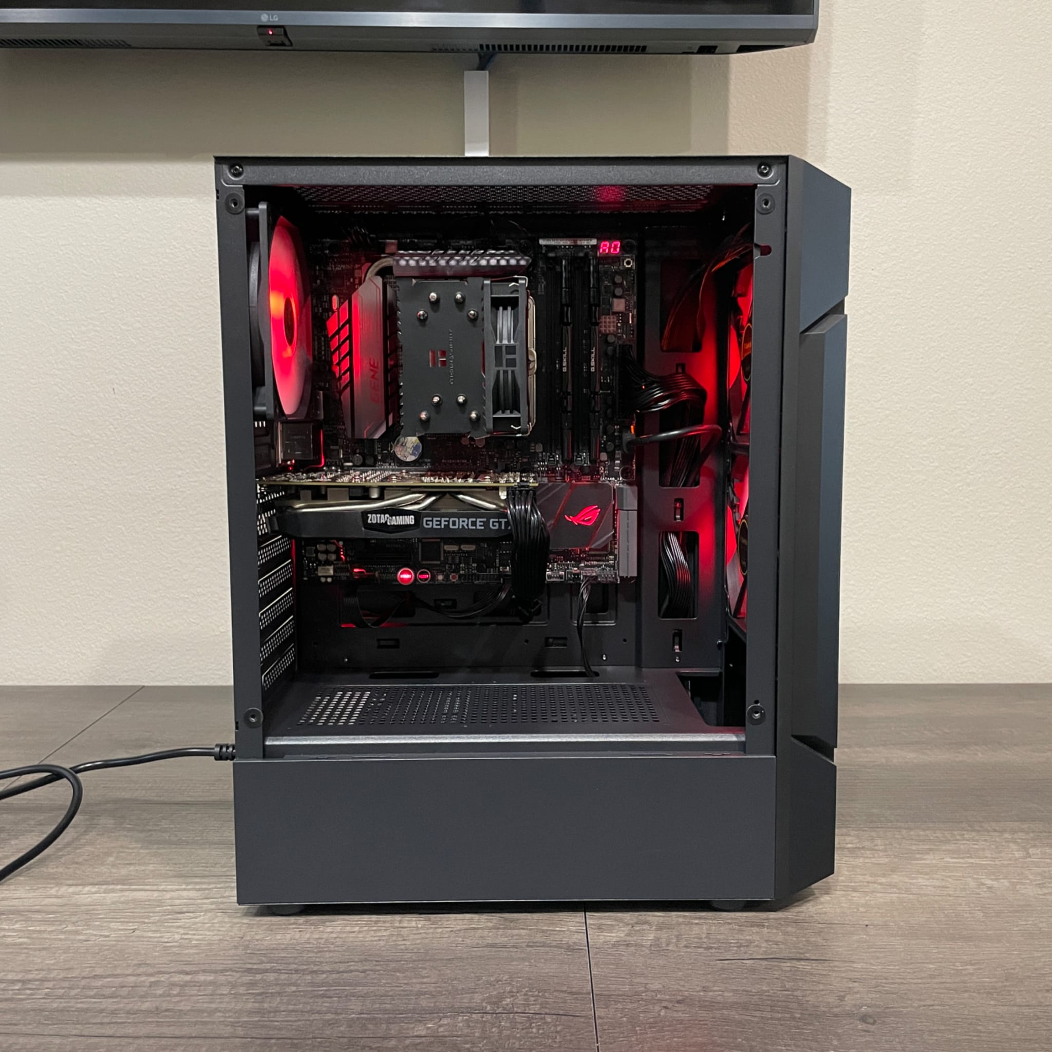 Custom Budget Gaming PC / Intel i7 6700K / GTX 1660 Super