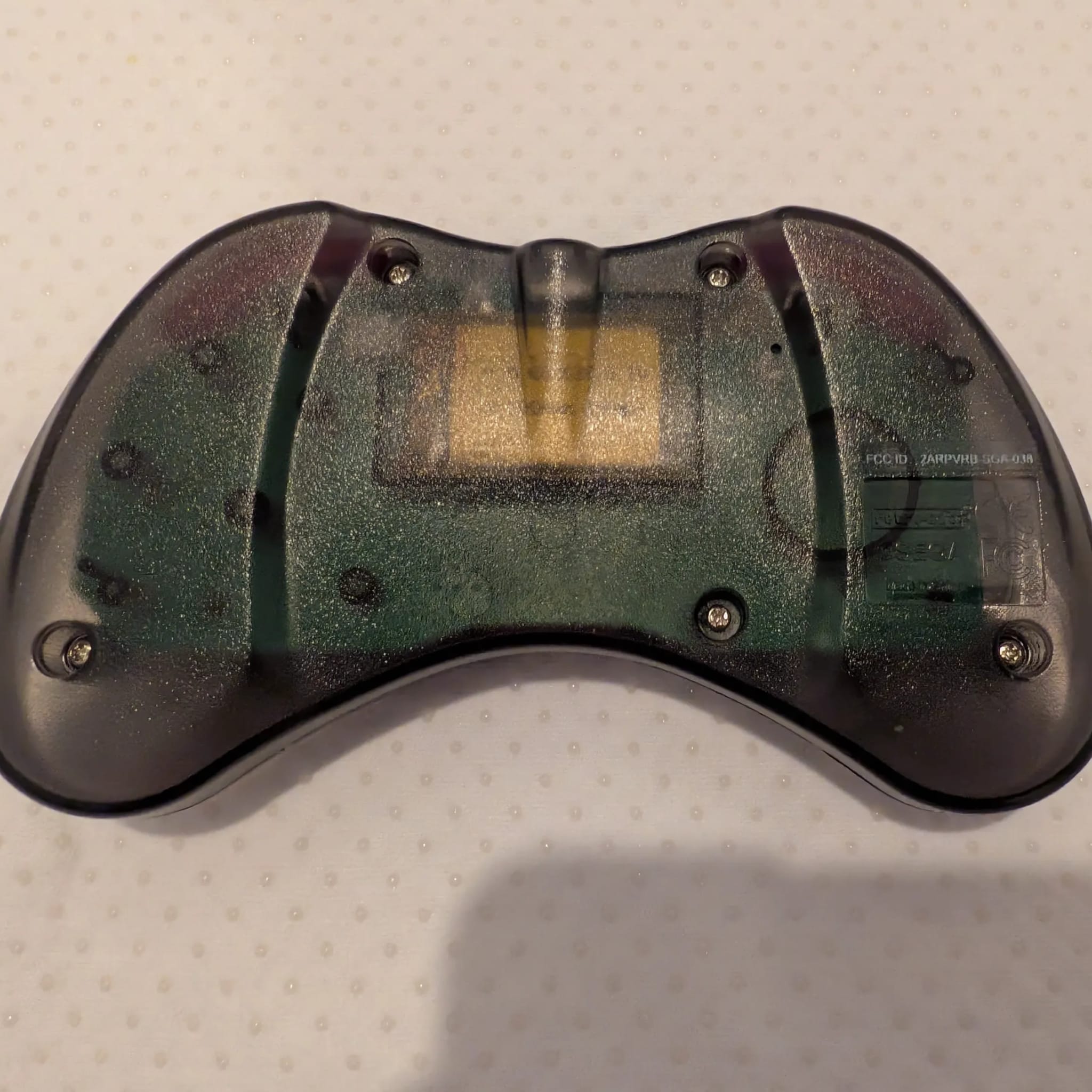 Retro-Bit Sega Saturn 8-Button 2.4GHz Wireless Arcade Pad | Jawa