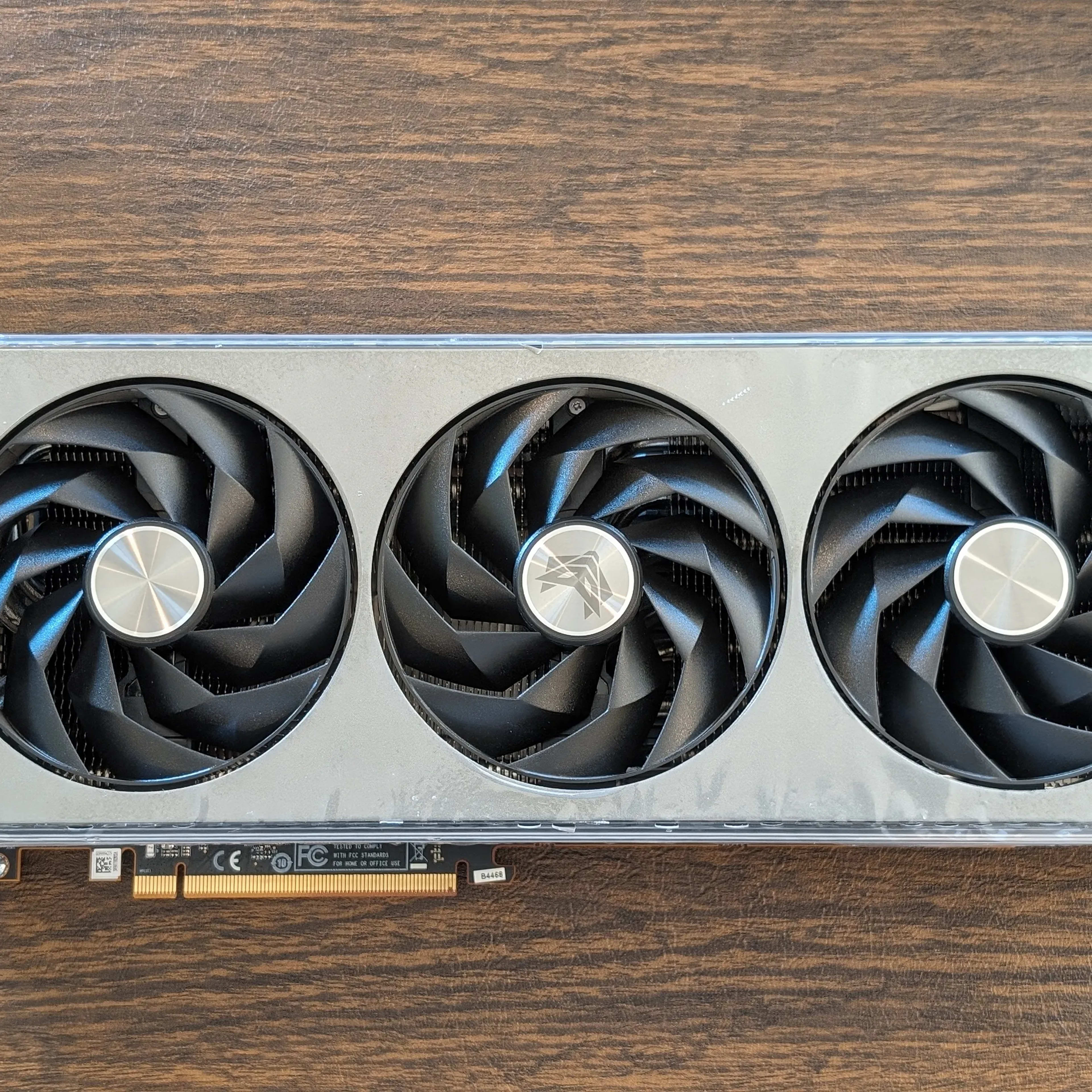 SAPPHIRE NITRO Radeon RX 7900 XTX 24GB GDDR6 - LIKE NEW