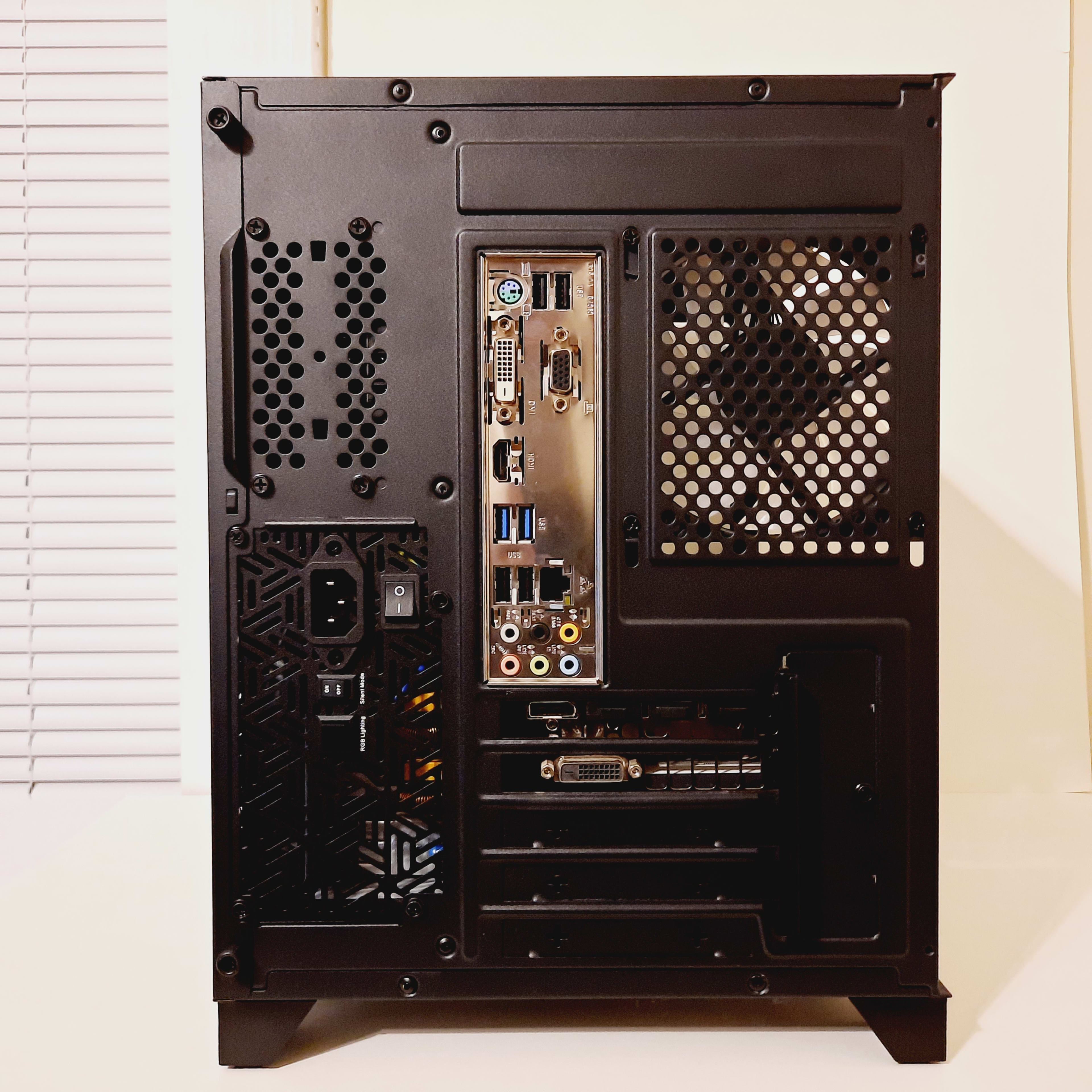 Newly built Gaming PC - Nvidia GTX 1070 8GB / Intel i7 4790 Newly built Gaming PC - Nvidia GTX 1070 8GB / Intel i7 4790