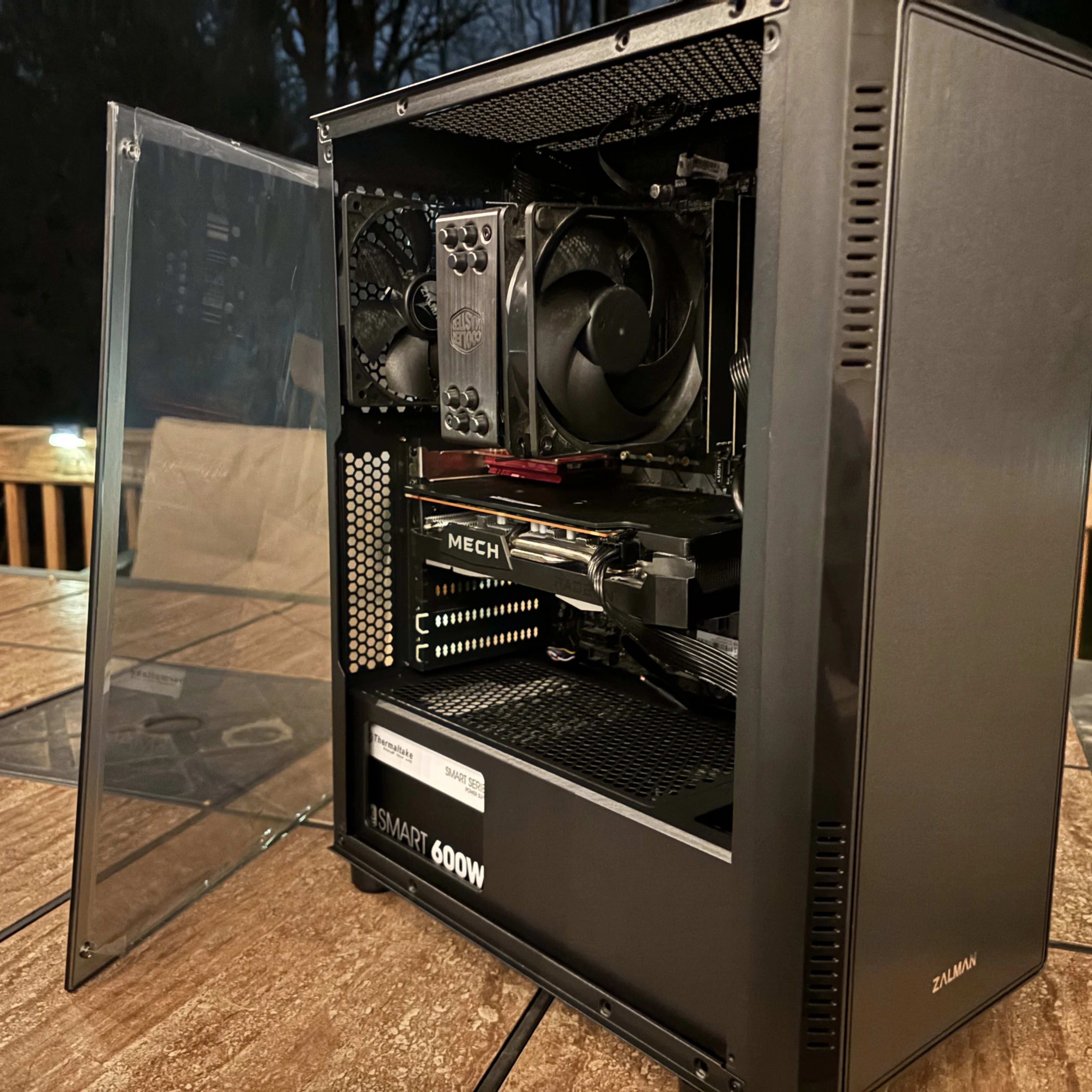 Gaming PC | Intel Core i5 9600k | Radeon RX 6600XT | 16GB Gaming PC | Intel Core i5 9600k | Radeon RX 6600XT | 16GB