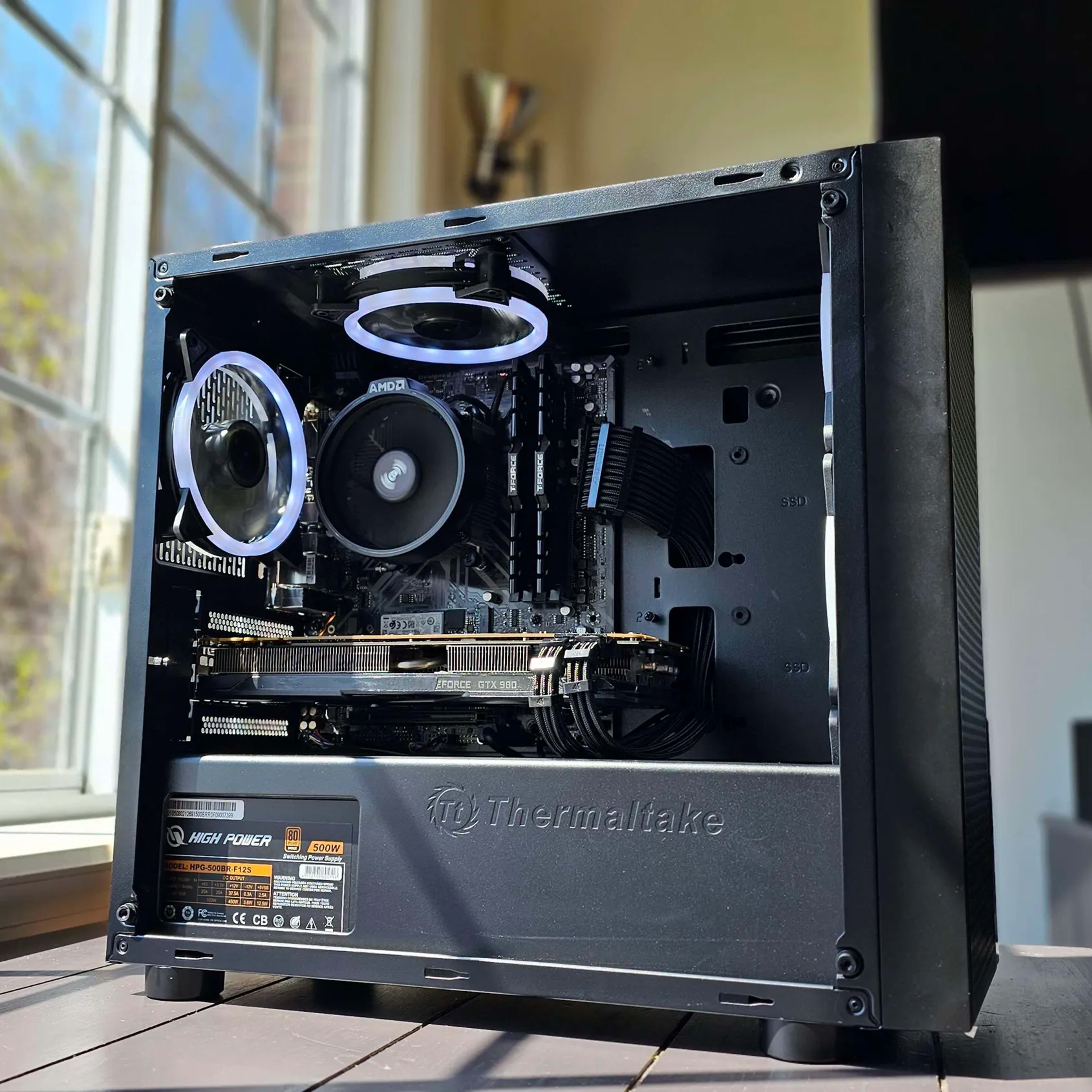 Yin ☯ R7 2700 Gtx 980 Gaming Pc