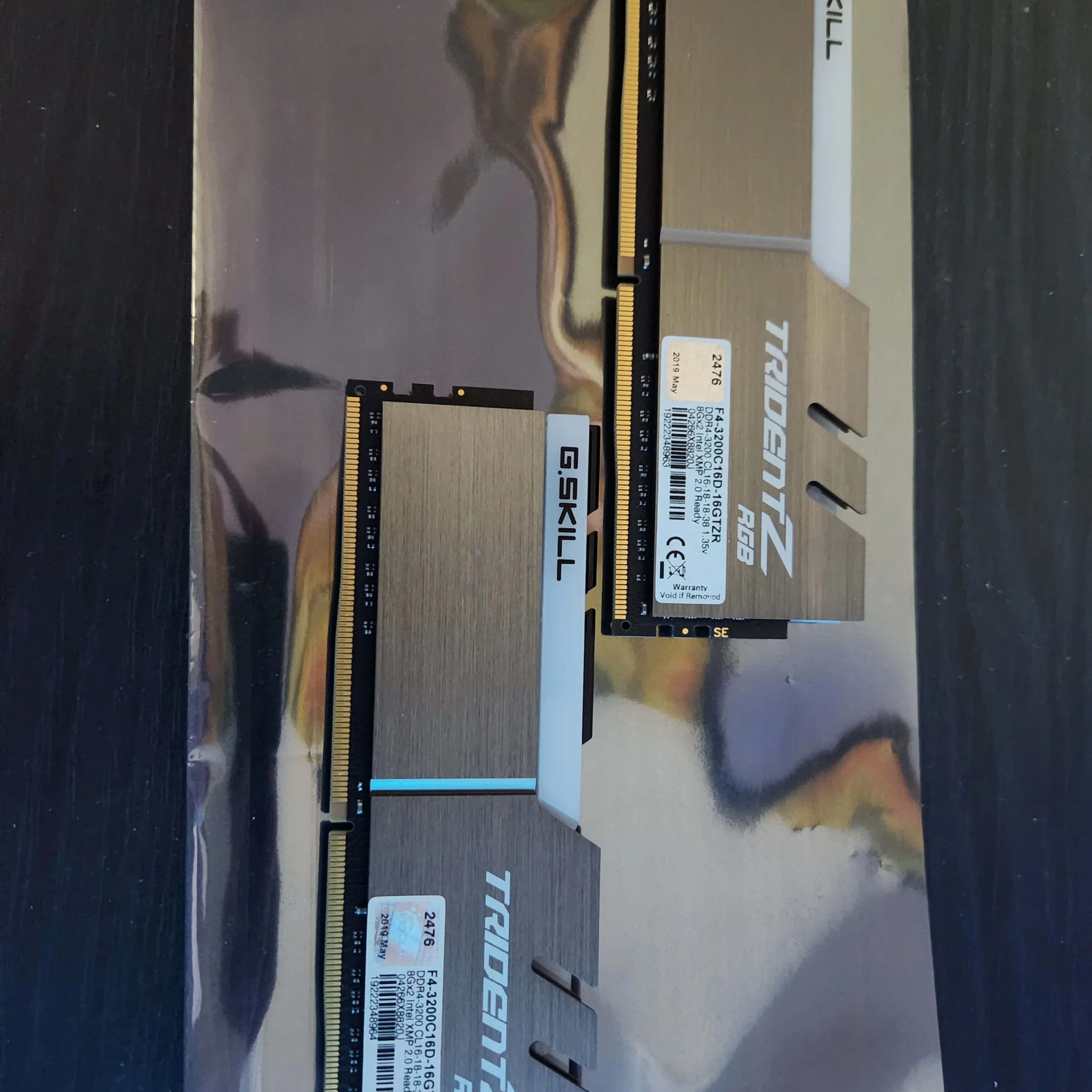 G.Skill Trident Z RGB 16 GB (2 x 8 GB) DDR4-3200 CL16