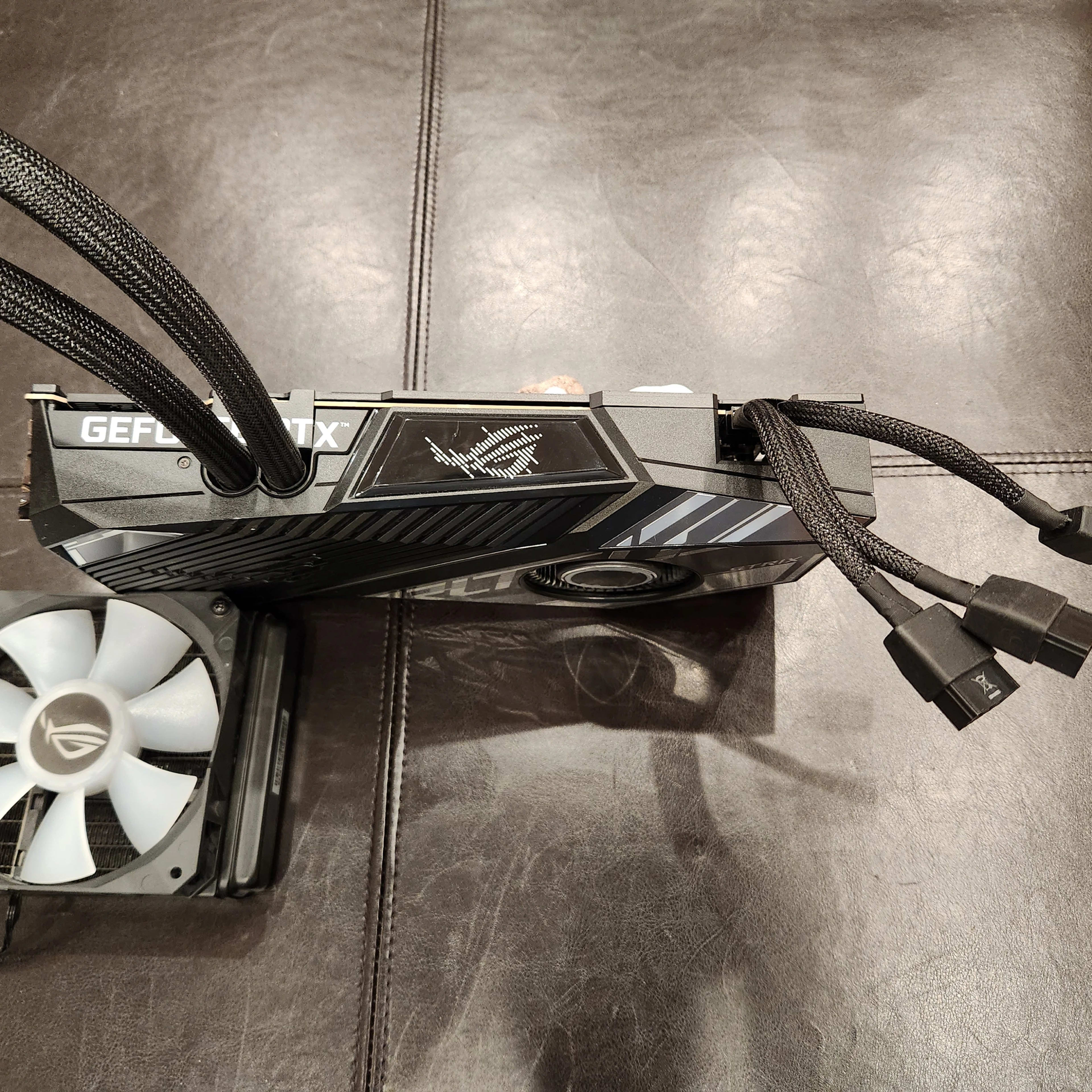 RTX 3090Ti 24GB (ASUS Strix LC) - Used/Scratched