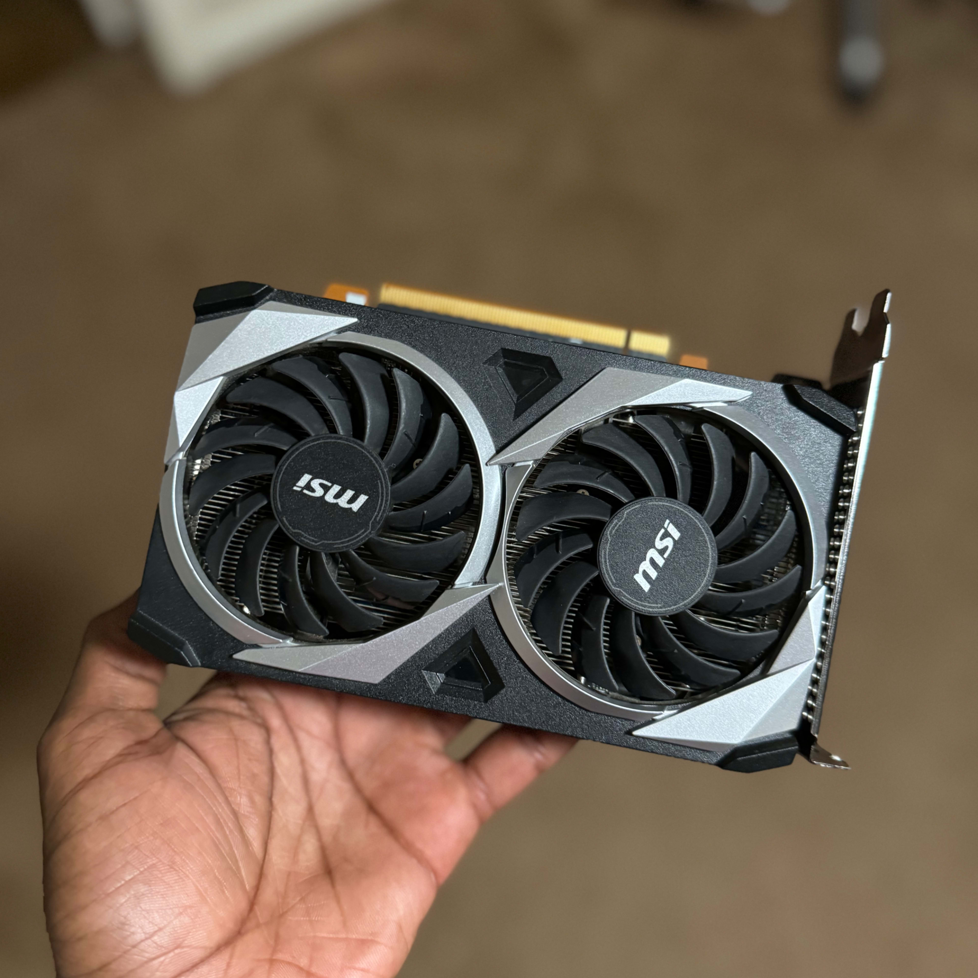 ジャンク扱い MSI RX 6500 XT 4GB OC Edition ジャンク扱い MSI RX 6500 XT 4GB OC Edition