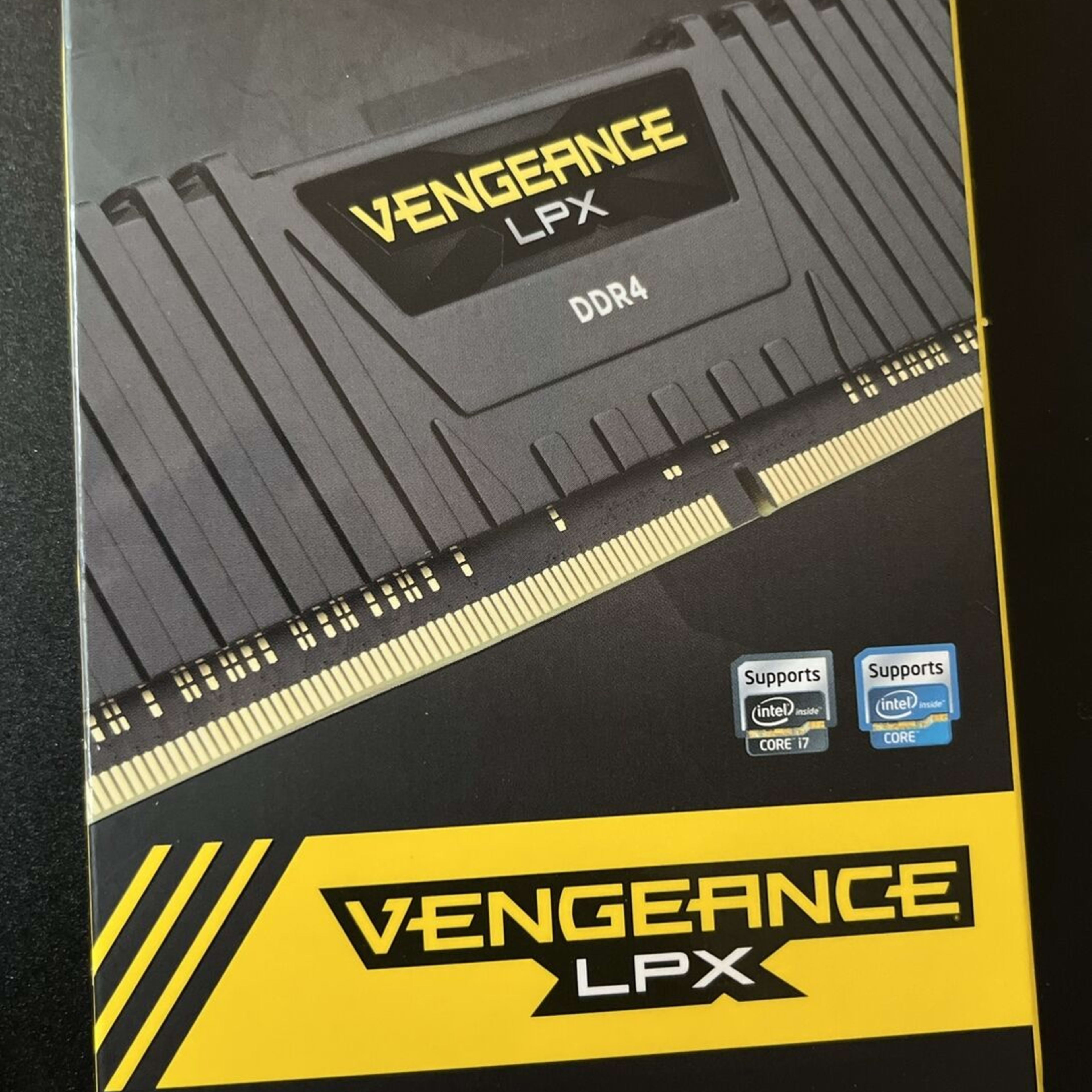 Corsair Vengeance LPX 32GB (2x16GB) DDR4 DRAM 2666MHz (PC4-21300) C16 Memory Kit