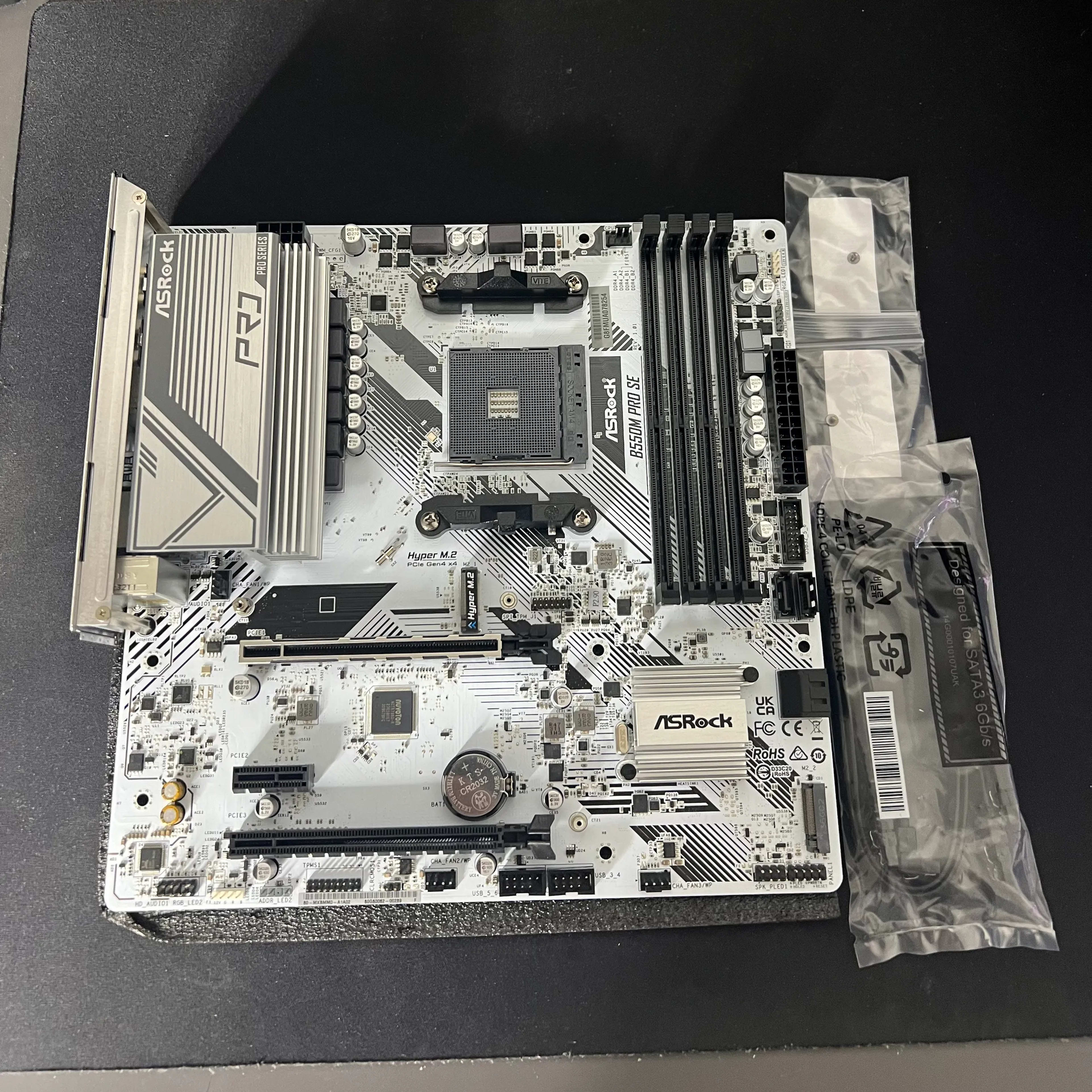 ASRock B550M Pro SE AMD AM4 microATX Motherboard