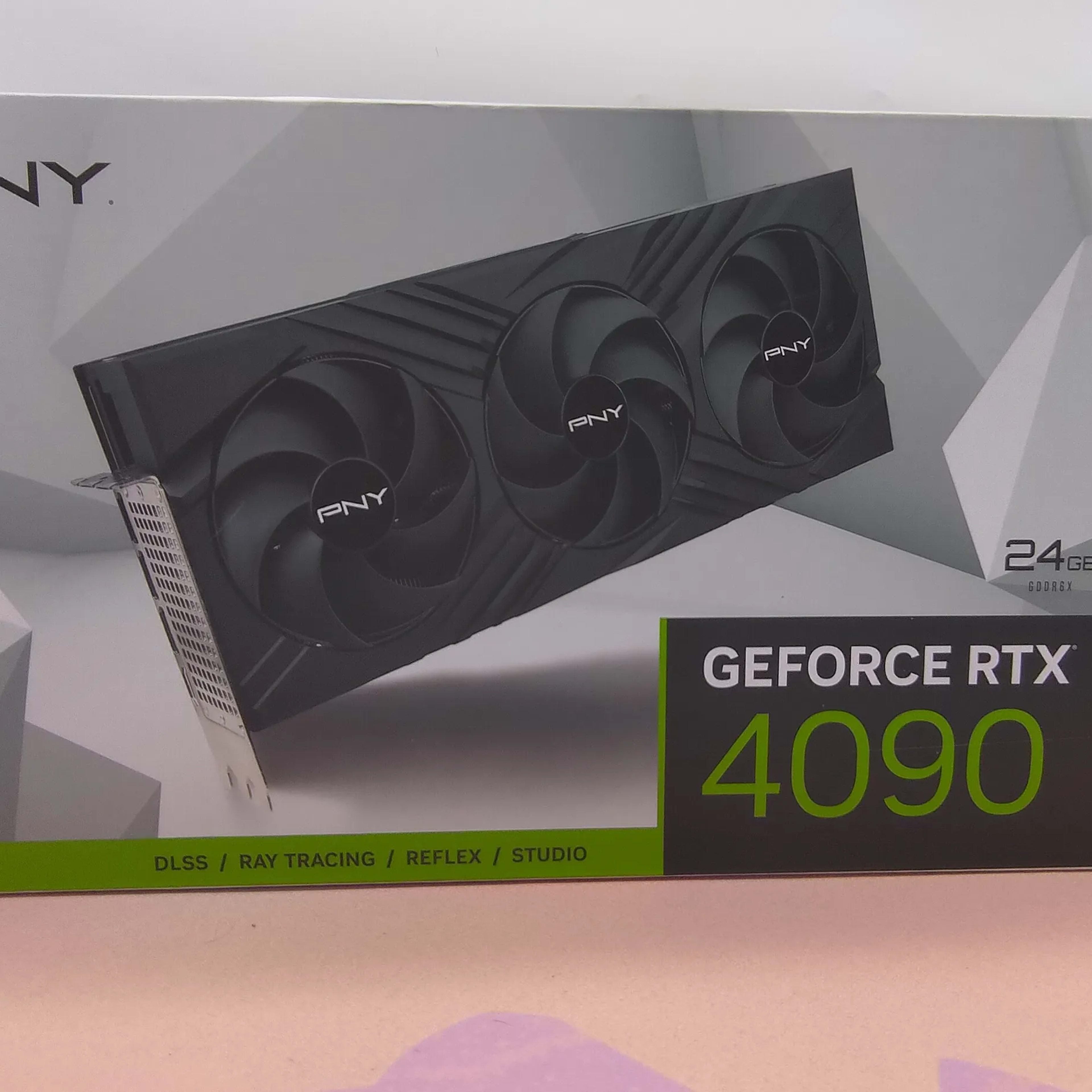PNY RTX 4090 | Jawa