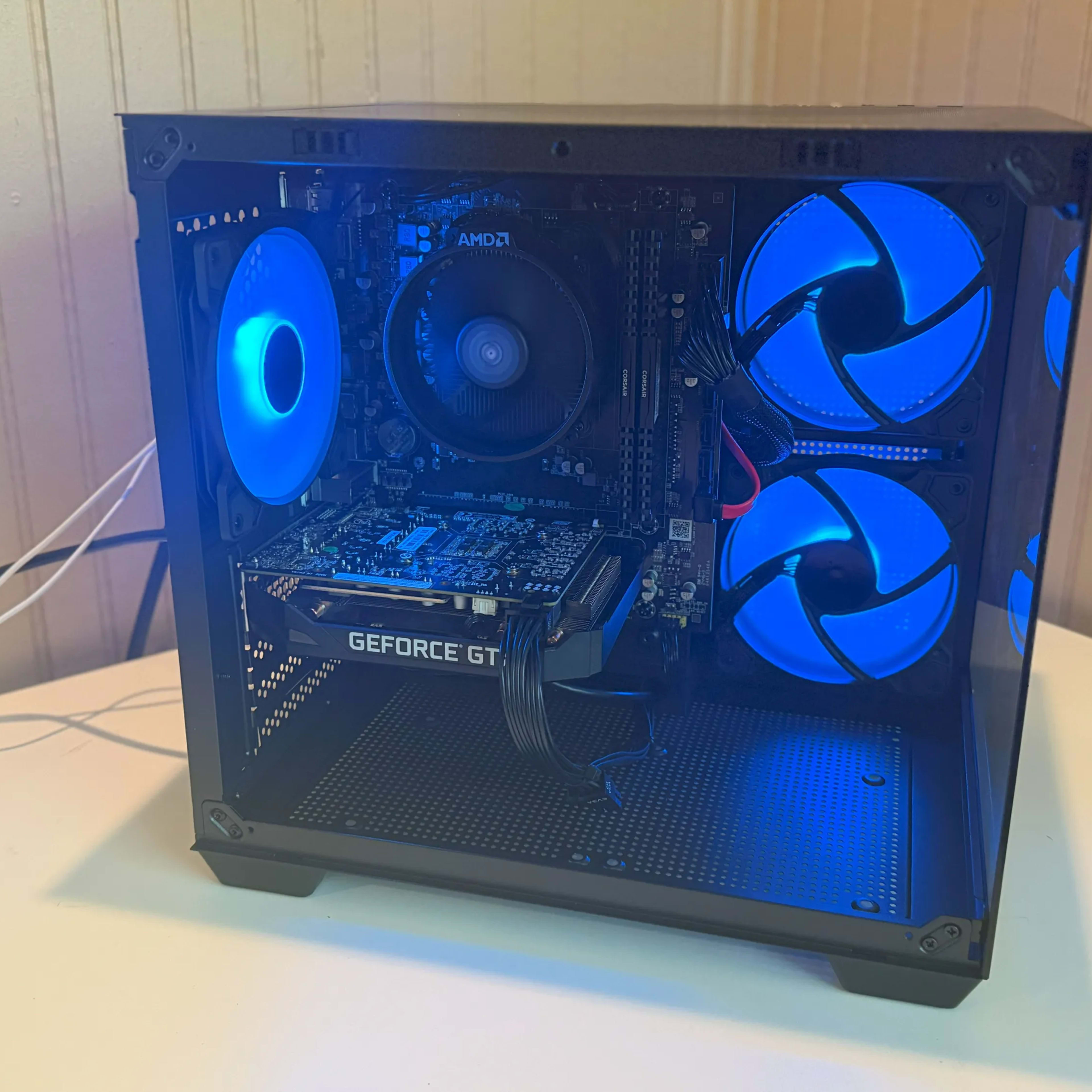 KillSwitch V1 - Ryzen 5 2600X/GTX 1660 Super | Jawa KillSwitch V1 - Ryzen 5 2600X/GTX 1660 Super | Jawa