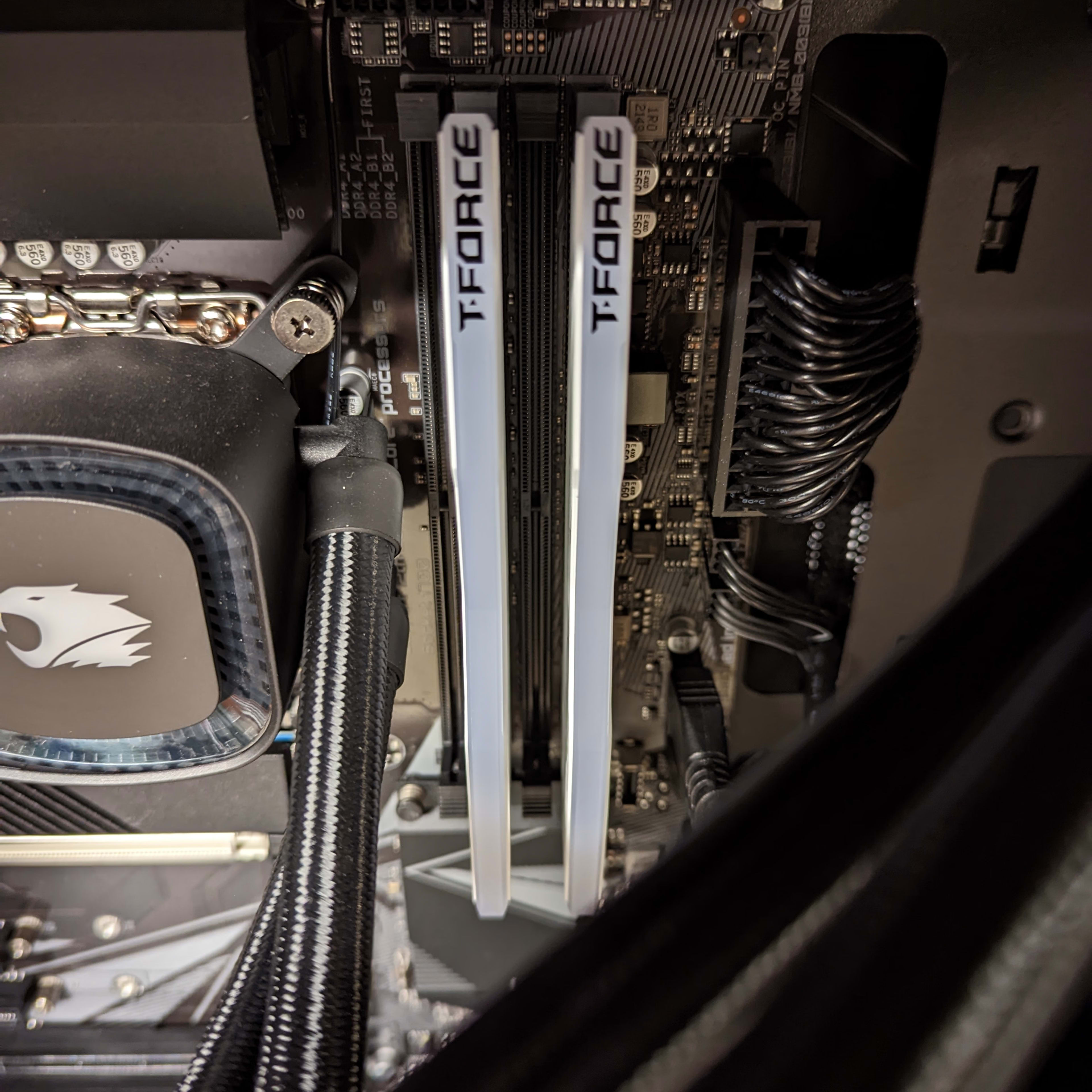 iBuyPower Trace MR, ON SALE! Jawa