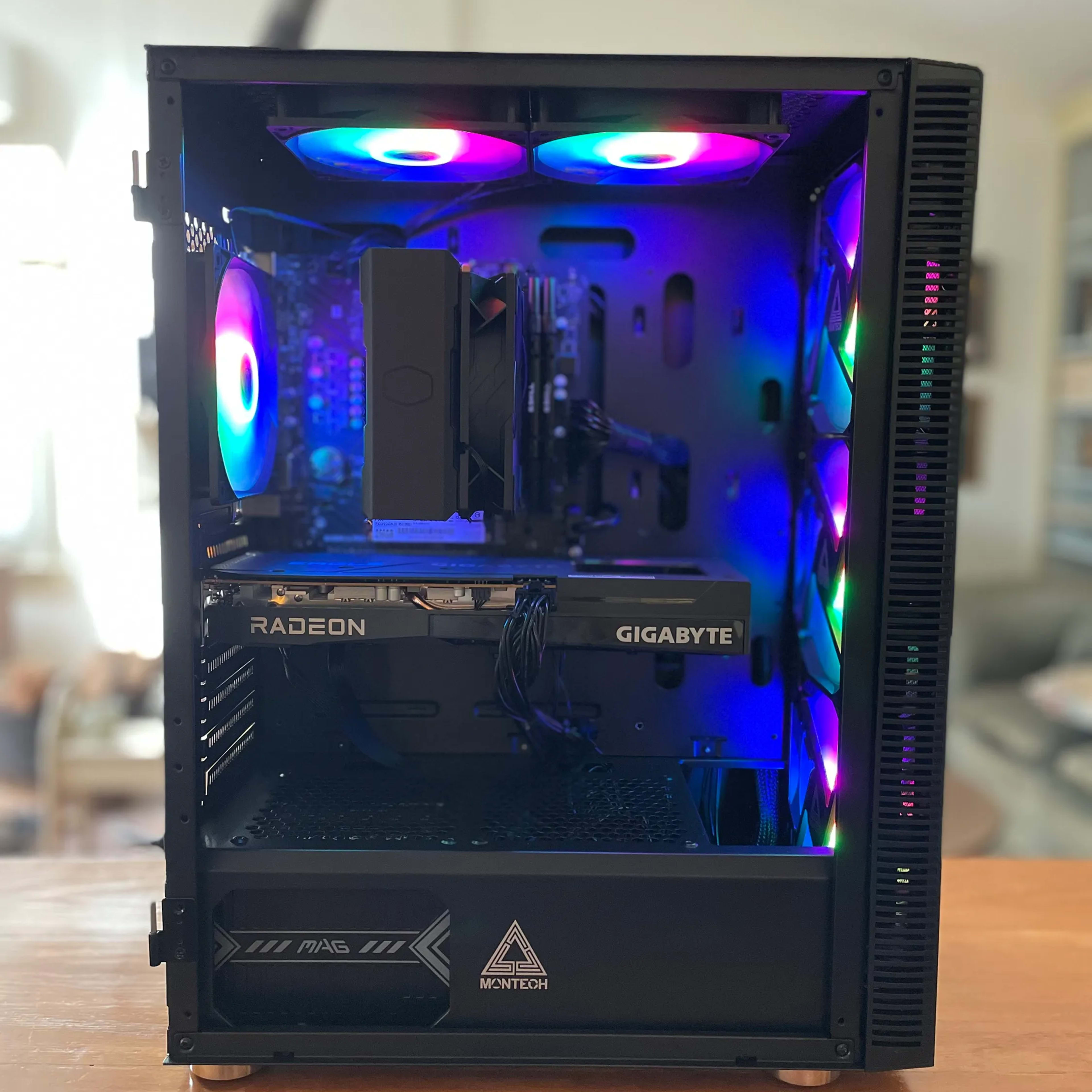 RGB GAMING PC - Ryzen 5 5500, Rx 6600