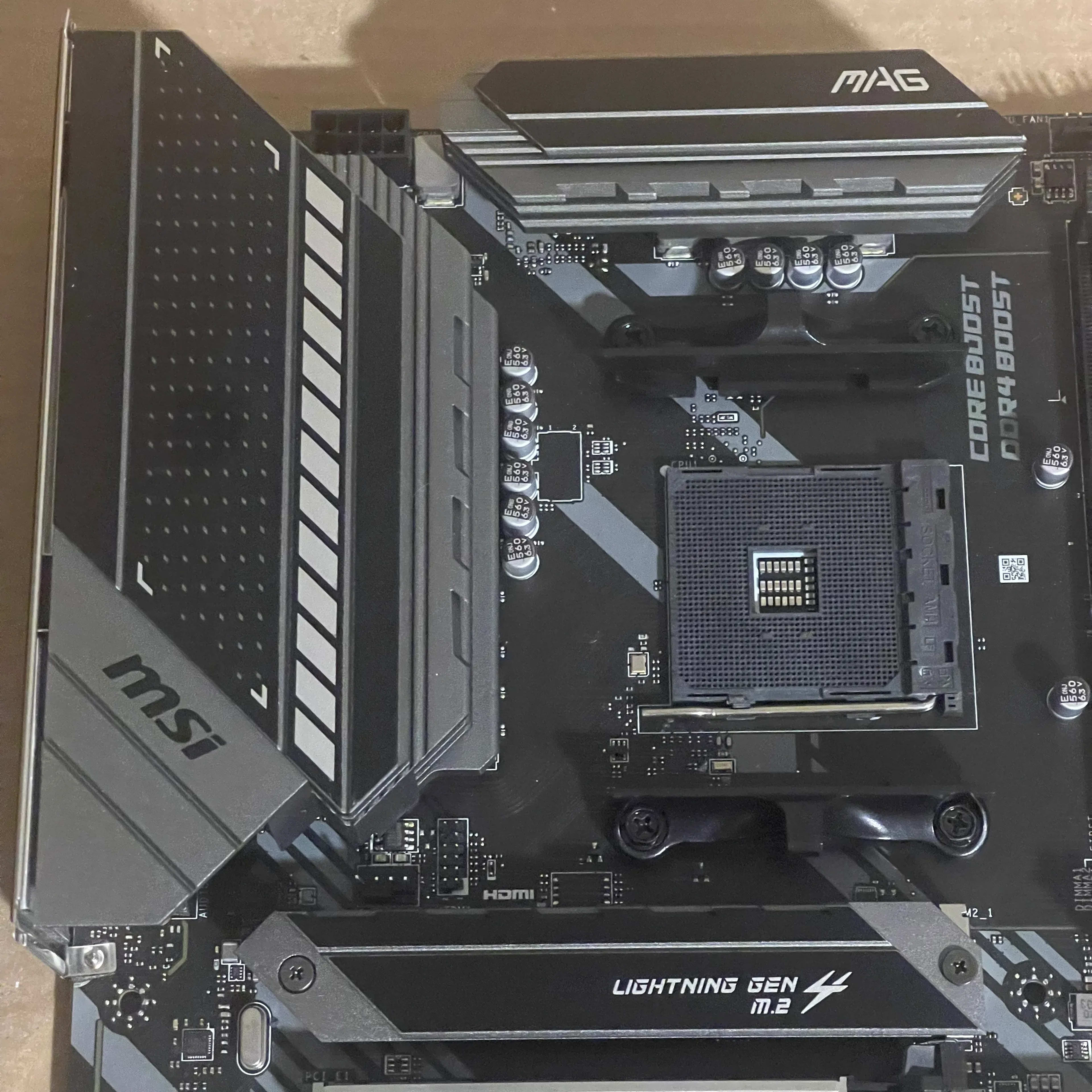 Like New, MSI B550 Tomahawk | Jawa Like New, MSI B550 Tomahawk | Jawa