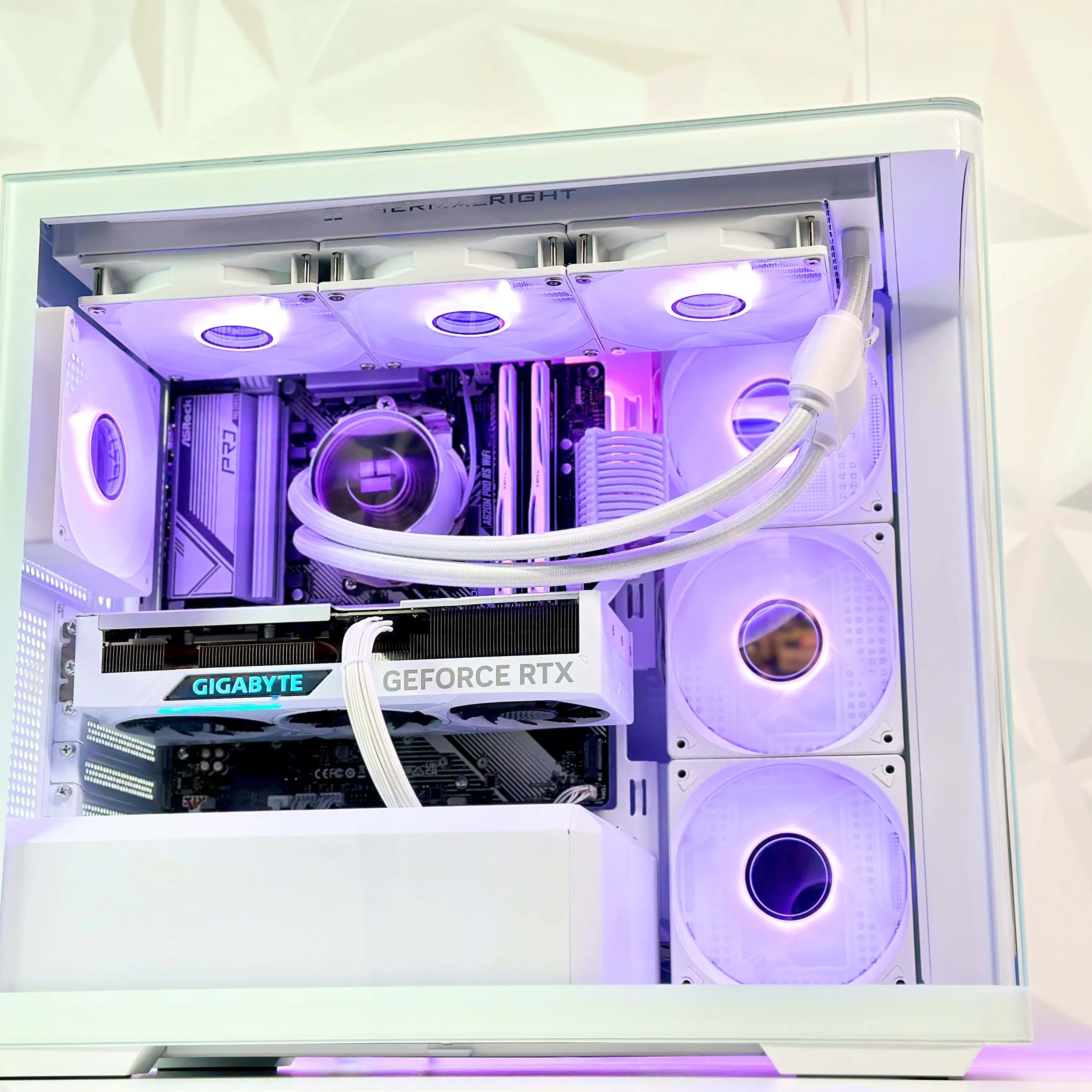 🧊🥶🧔‍♂️Iceman❄️Liquid Cooled Gaming PC❄️Nvidia RTX 4070 Ti 12GB❄️AMD Ryzen 7 7700❄️32GB DDR5