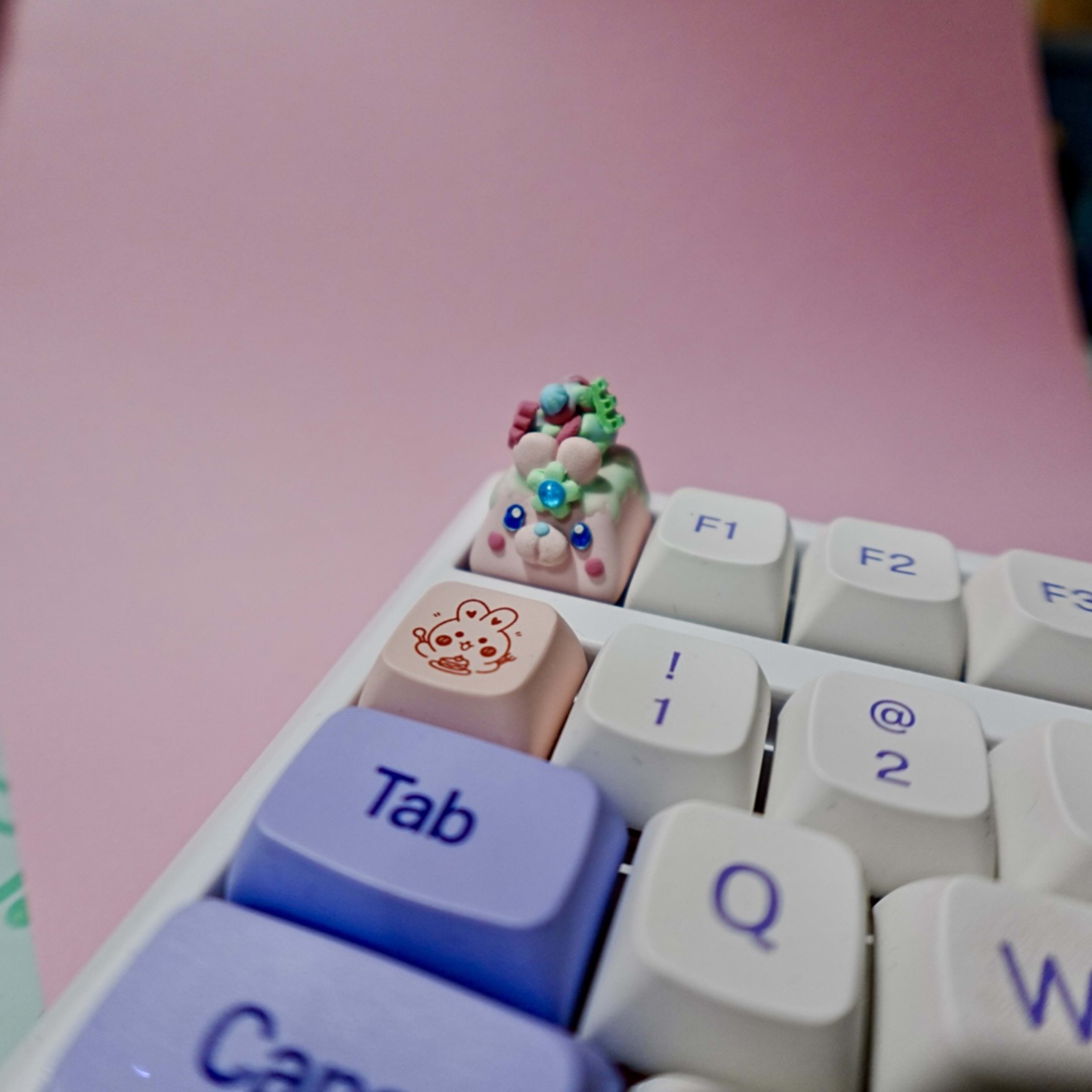 BunnyBuns Series - CandyBunny Artisan KeycapBunnyBuns Series - CandyBunny Artisan Keycap