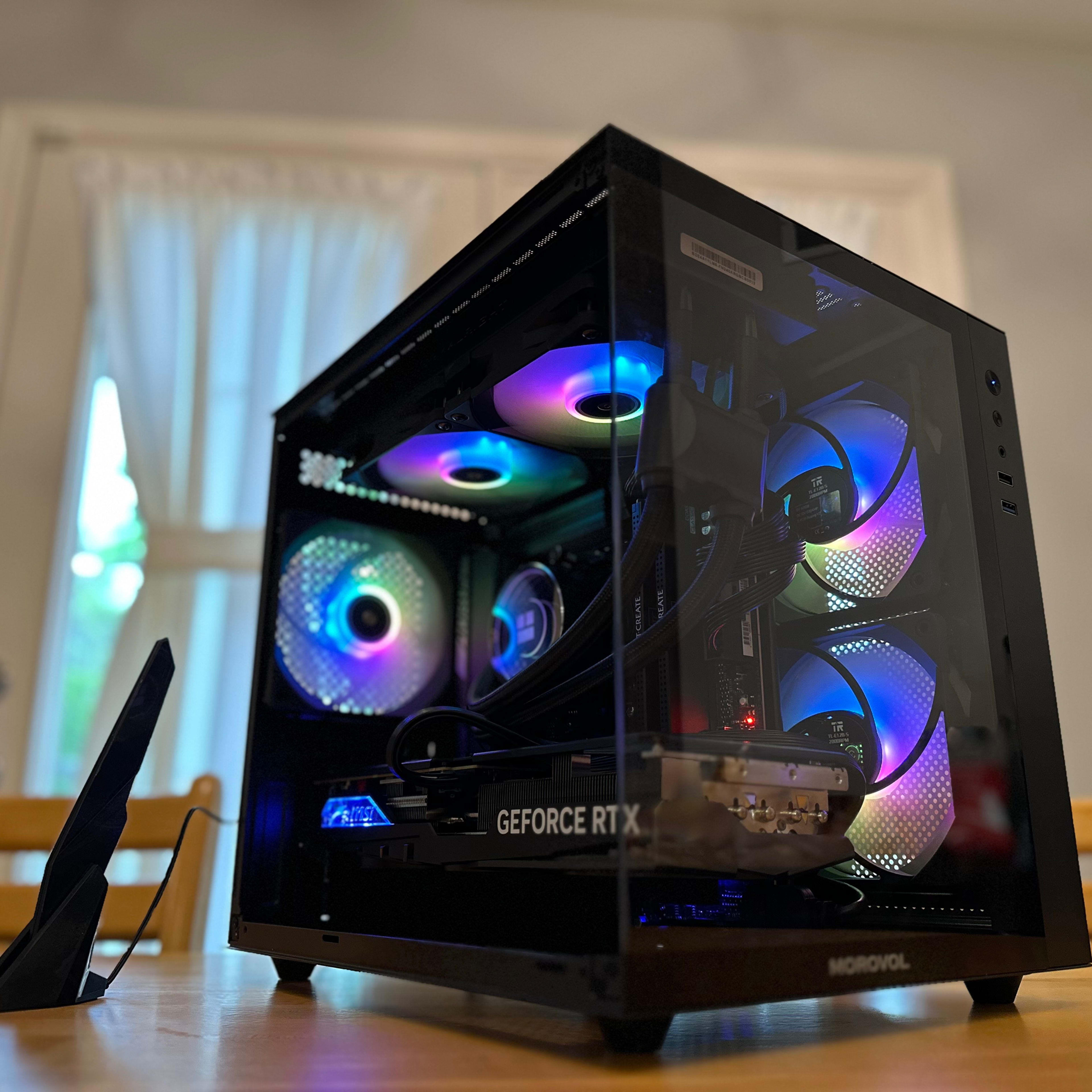 🍧🌚|RTX 4070ti, Ryzen 7800x3d, 32gb DDR5, 2tb NVMe, WiFi Equipped Gaming/Content/Streaming PC!