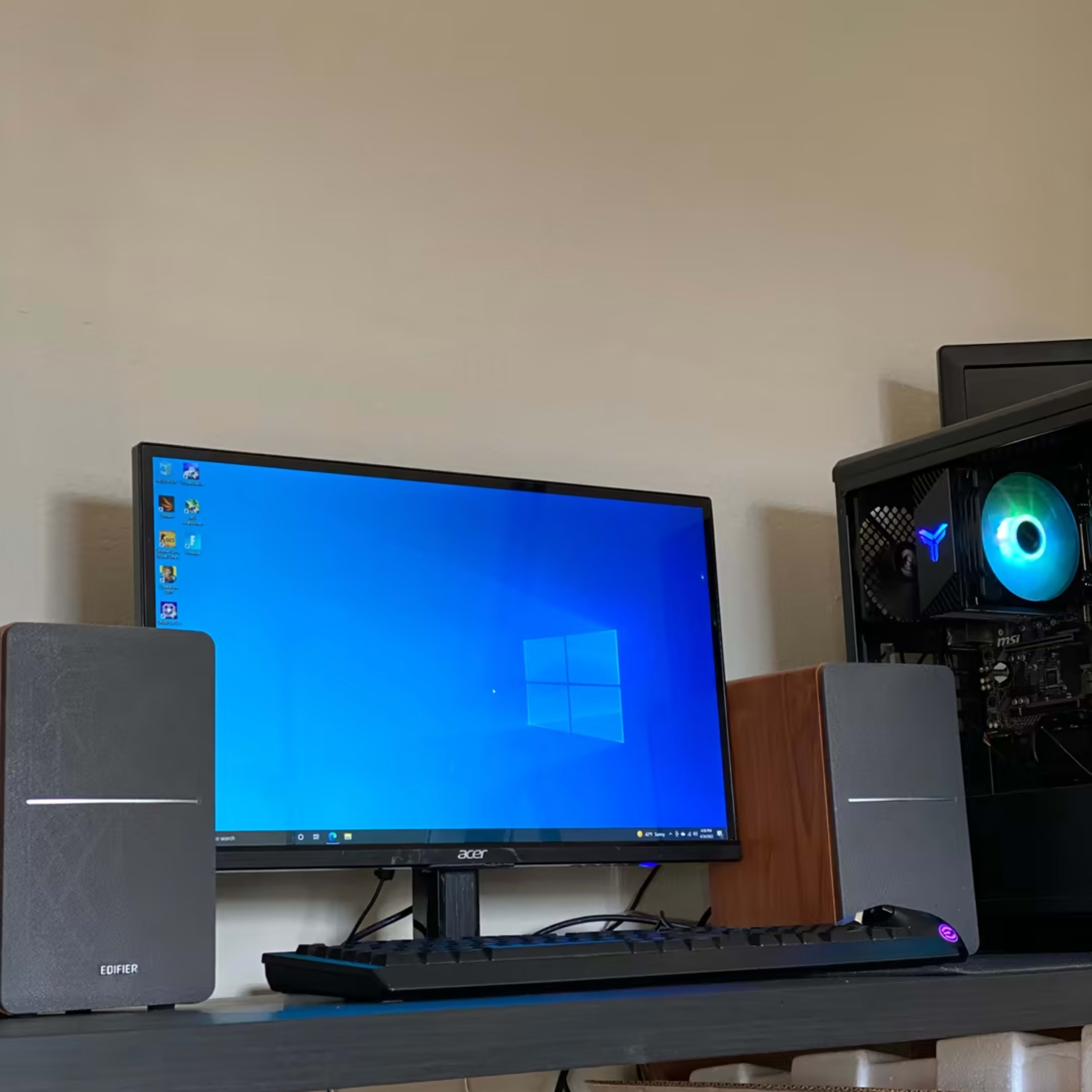 Edifier R1280T Bookshelf/Computer Speakers - 2.0 Stereo Active Near Field Studio Monitor Speaker