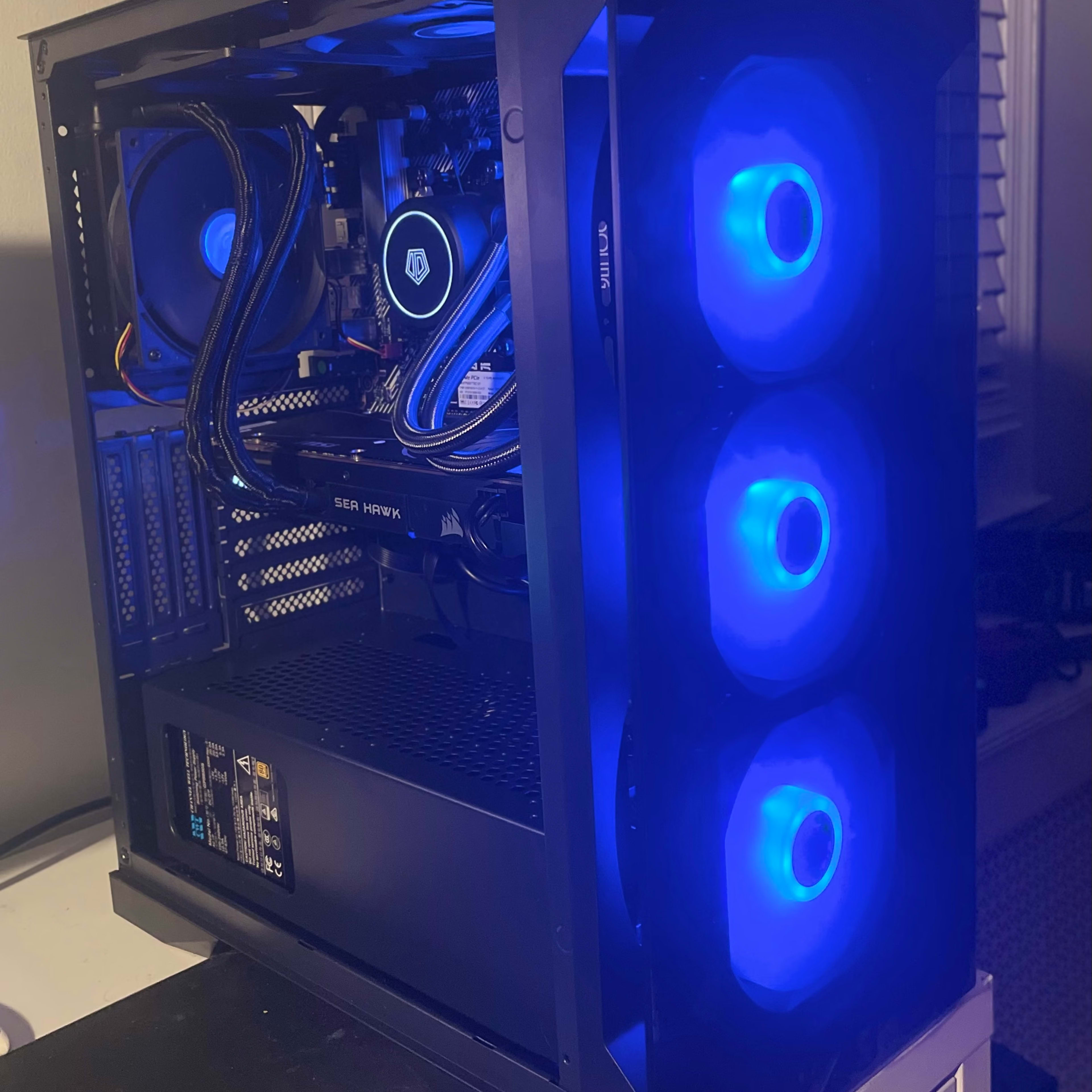 AQUA - Mid-Range Gaming PC - Ryzen 5 3600 + GTX 1080