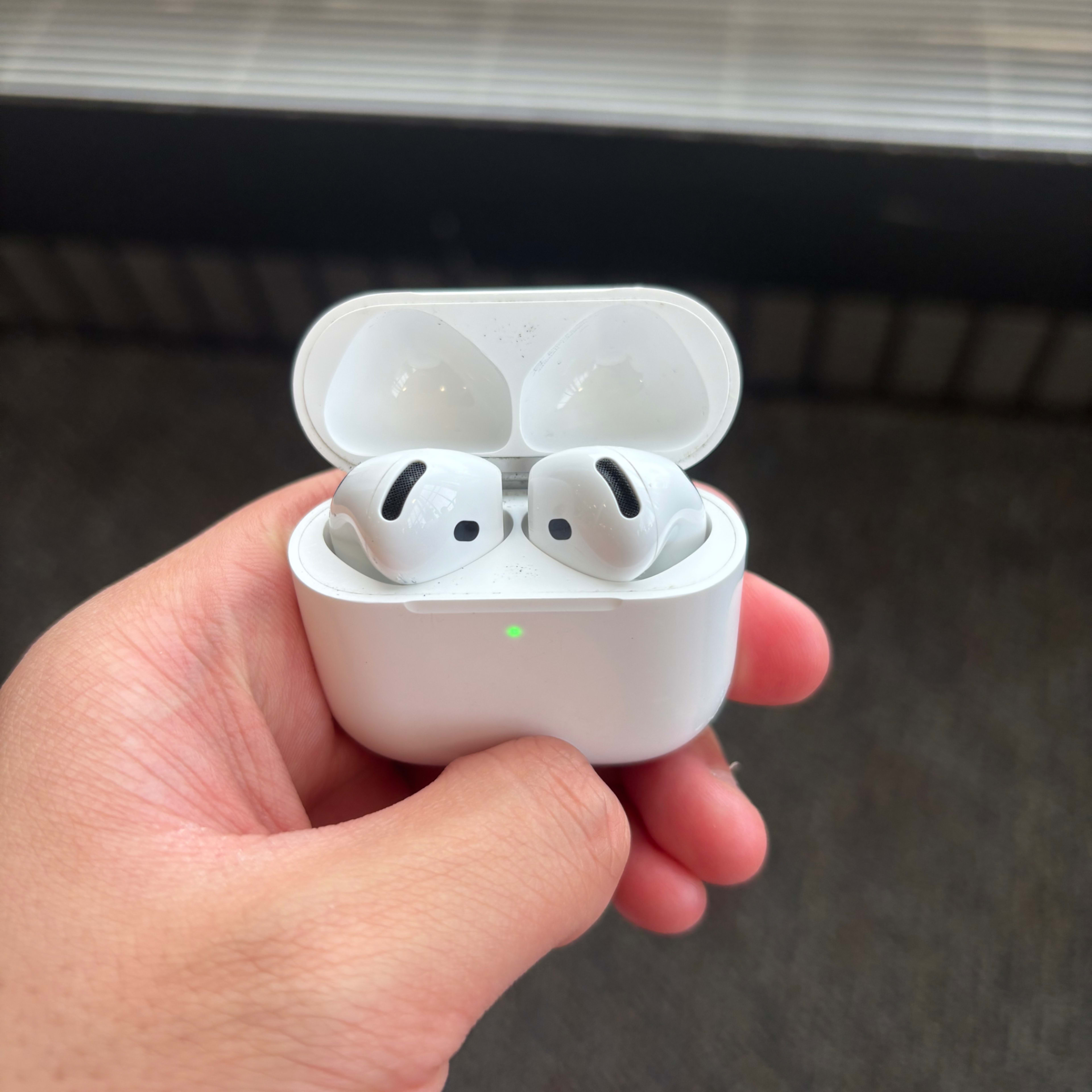 Apple AirPods 4 Non-ANC | Jawa Apple AirPods 4 Non-ANC | Jawa