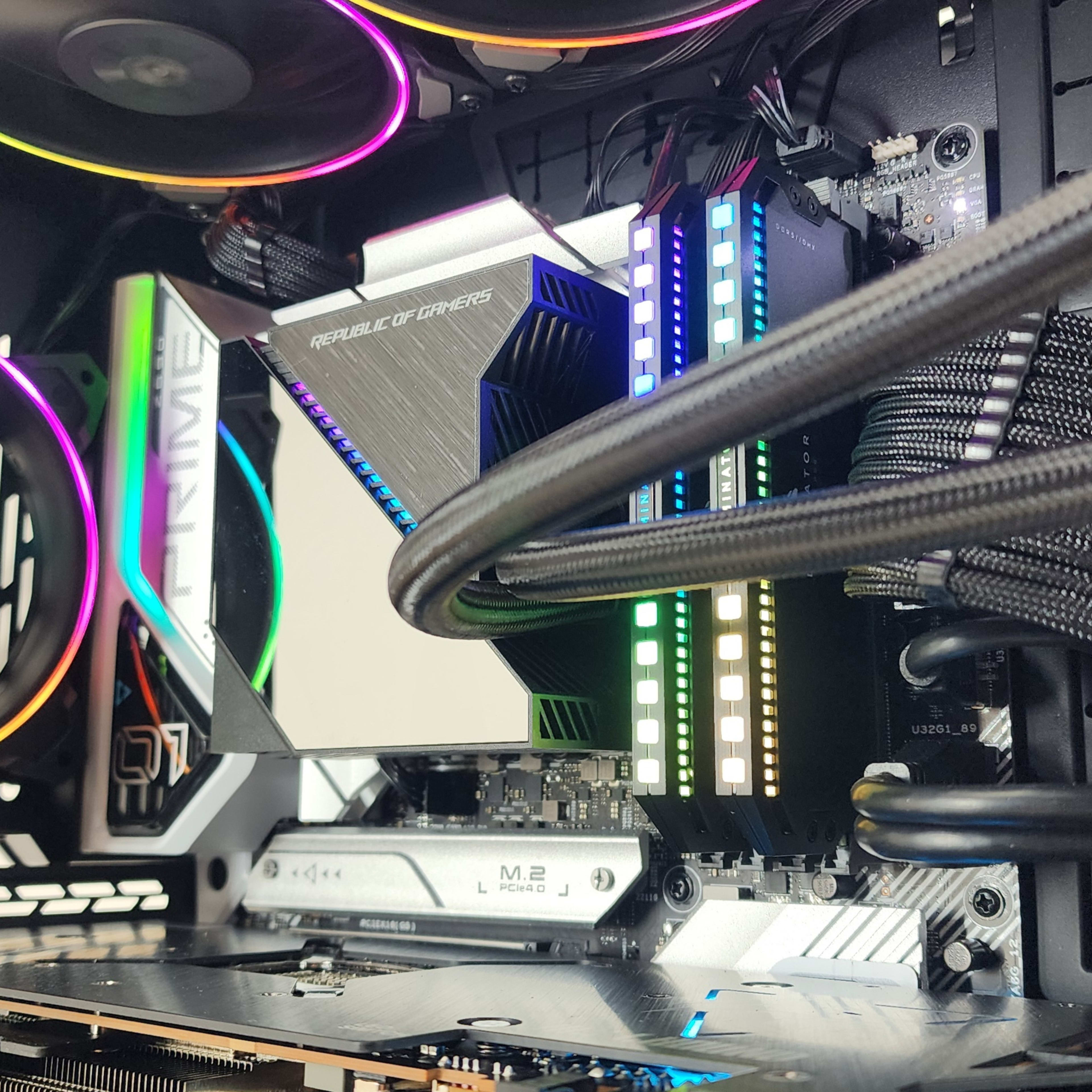 Gaming PC i9-13900KF 64GB RAM 2TB SSD RX 7900 XT 20GB Gaming PC i9-13900KF 64GB RAM 2TB SSD RX 7900 XT 20GB