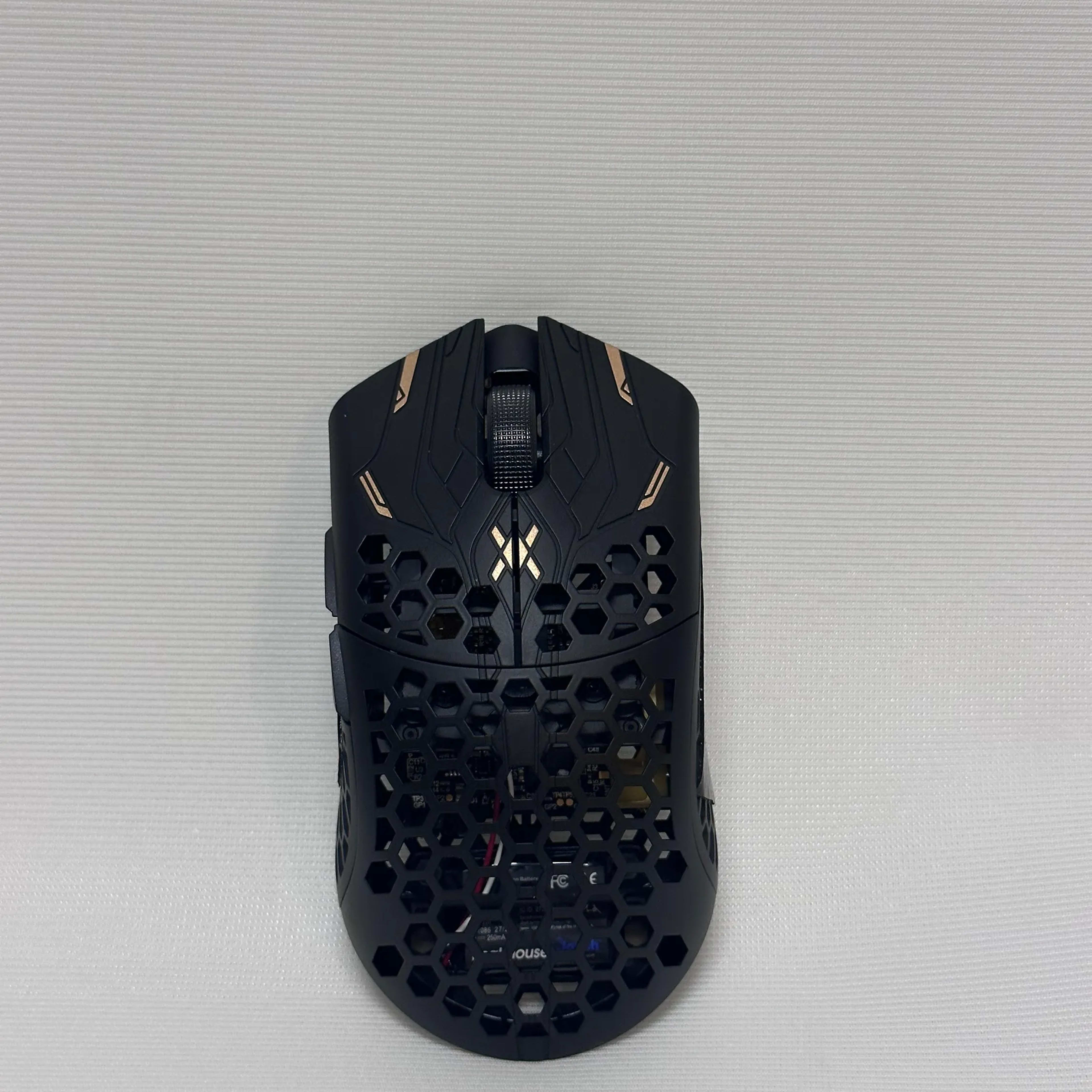 Finalmouse UltralightX Gardian最新ファーム適用済み