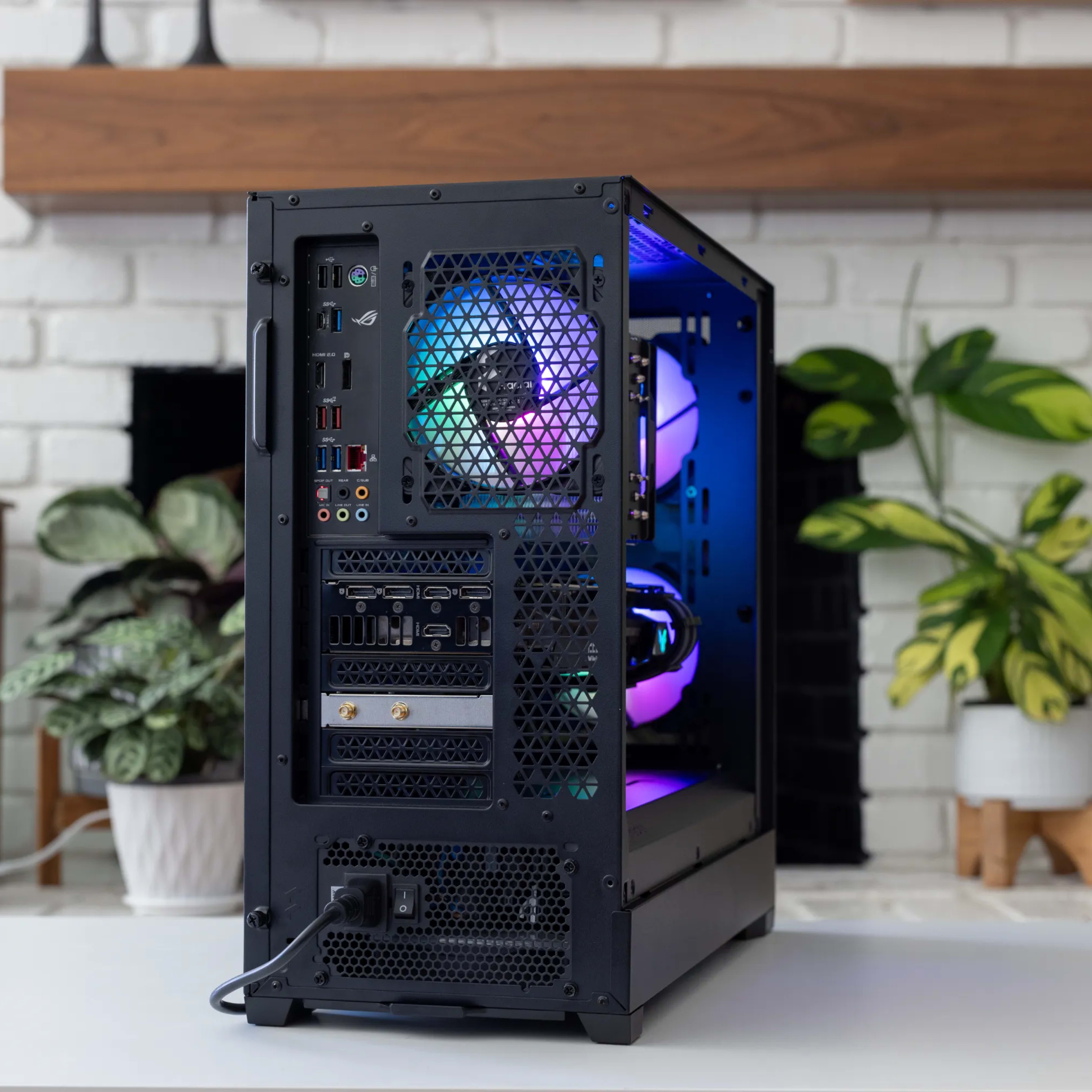 RTX 3070, Ryzen 7 5700X, 32GB RAM, 1TB NVME, WiFi, Mid Range RTX 3070, Ryzen 7 5700X, 32GB RAM, 1TB NVME, WiFi, Mid Range